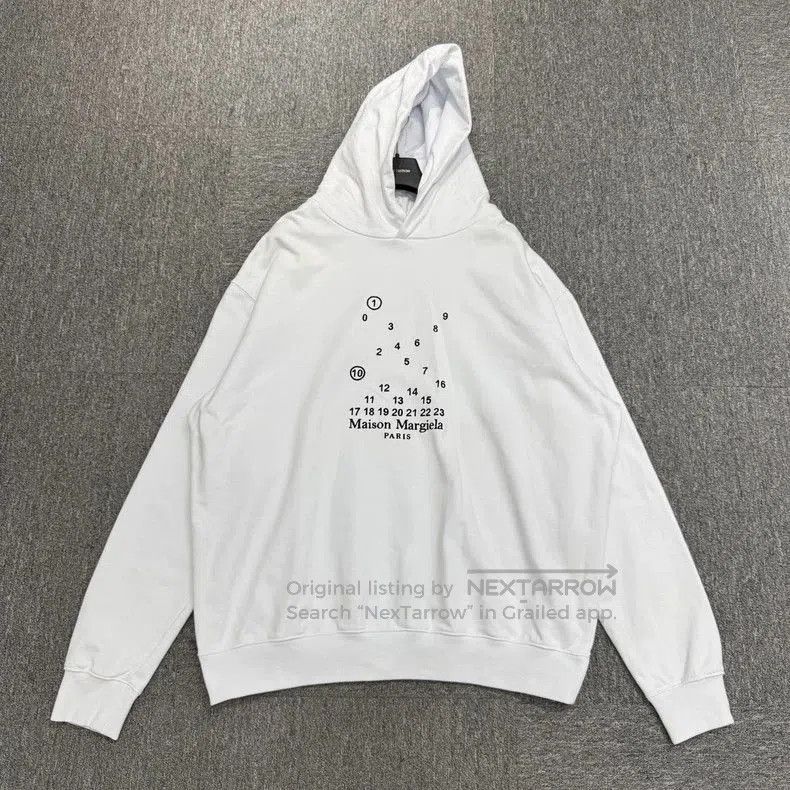 Maison Margiela Maison Margiela Embroidered Letter Hoodie. Size US L / EU 52-54 / 3 - 1 Thumbnail