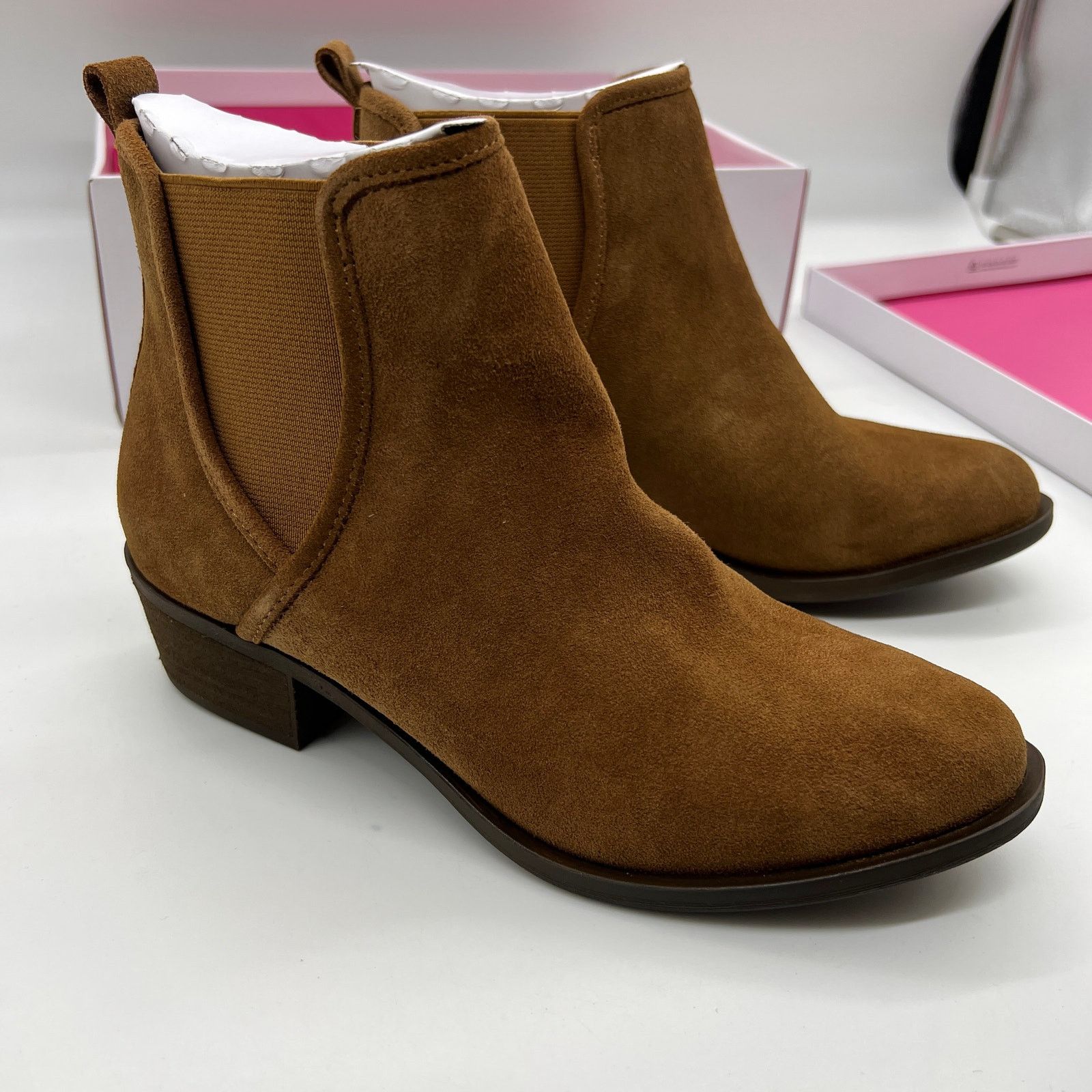 Other Isaac Mizrahi Live! Suede Ankle Boot Womens Size 6.5 Size US 6.5 / IT 36.5 - 7 Thumbnail