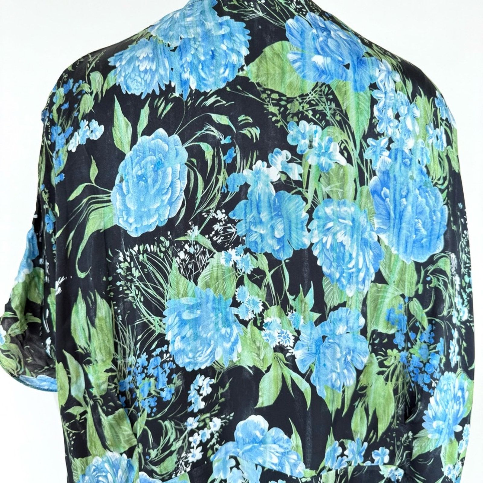 Balenciaga Balenciaga floral print dress size 2 or M AuthentiC 2900$ Size M / US 6-8 / IT 42-44 - 5 Thumbnail