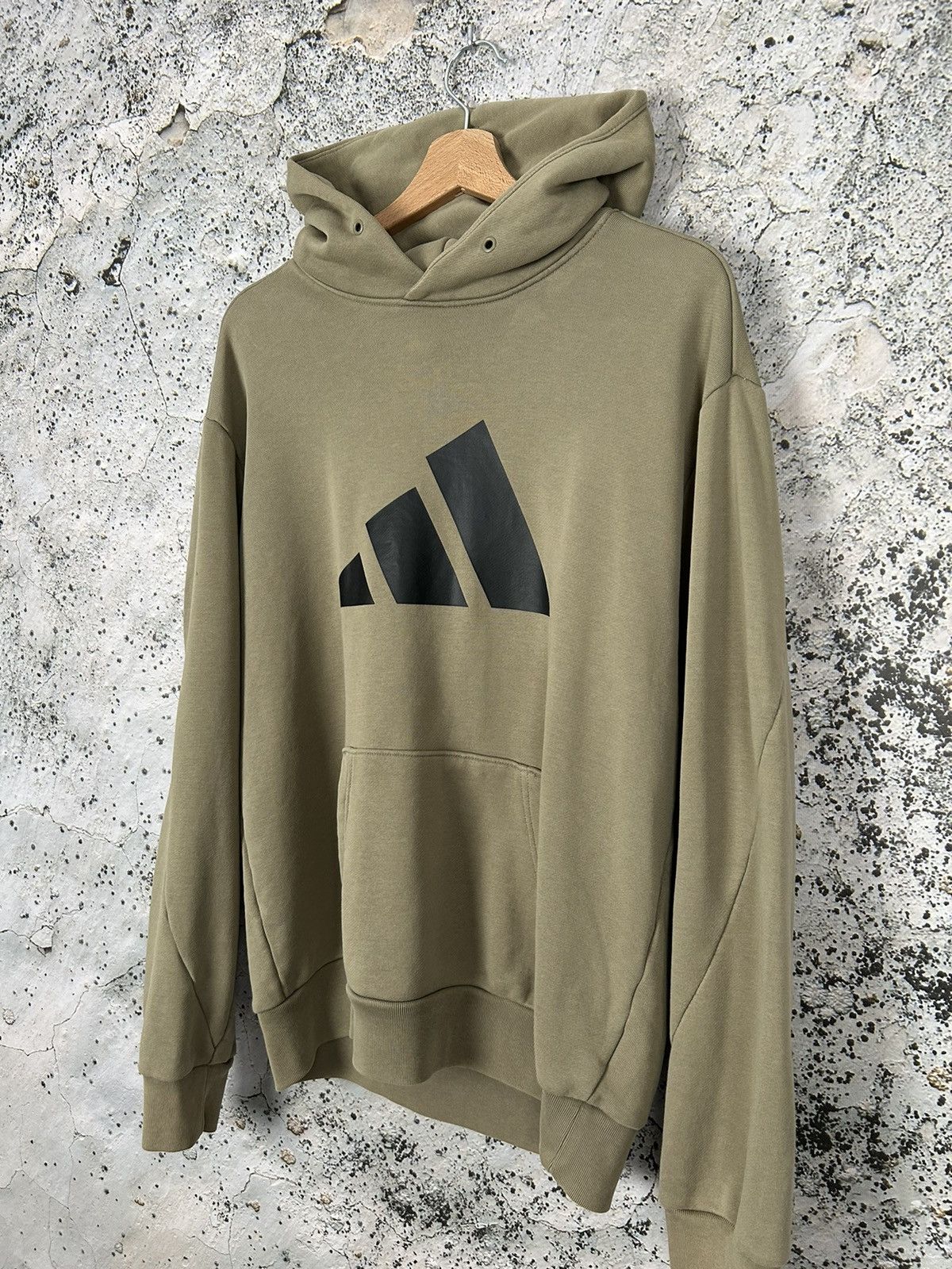 Adidas Adidas Center Logo Beige Hoodie Streetwear Sportswear Size US M / EU 48-50 / 2 - 2 Thumbnail