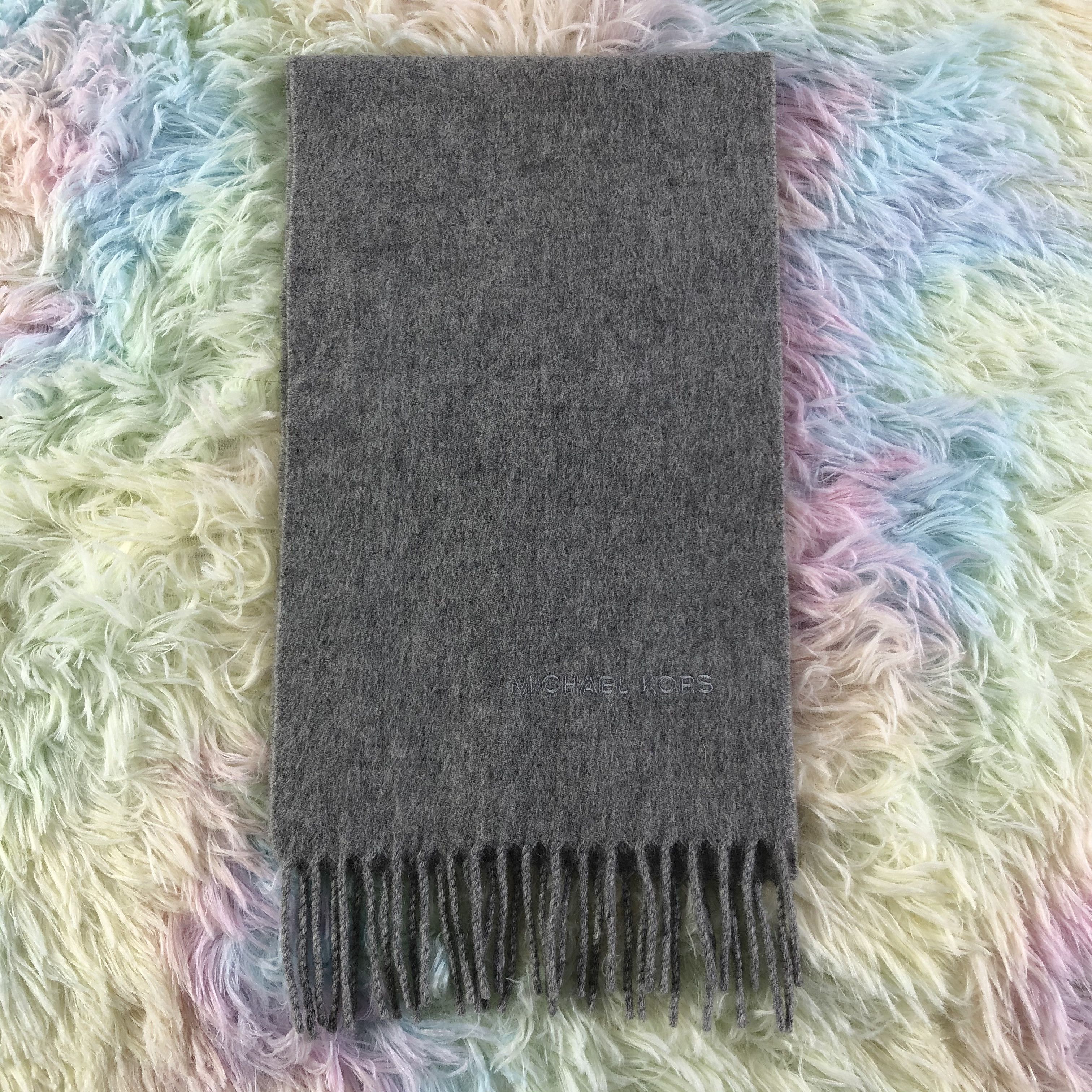 Michael Kors Michael Kors Scarf / Muffler / Neckwear - KM137 Size ONE SIZE - 2 Thumbnail
