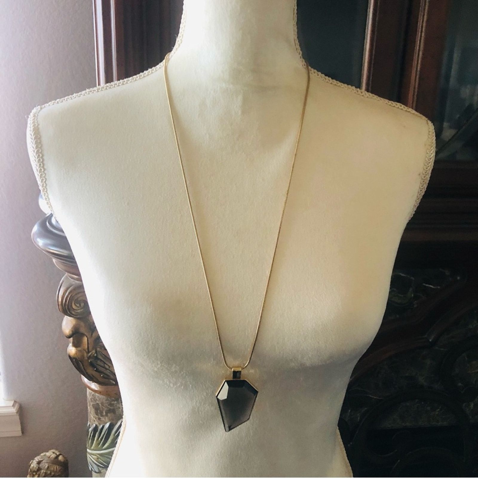 Jewelry Geometric faceted smoky topaz lucite pendant necklace Size ONE SIZE - 3 Thumbnail