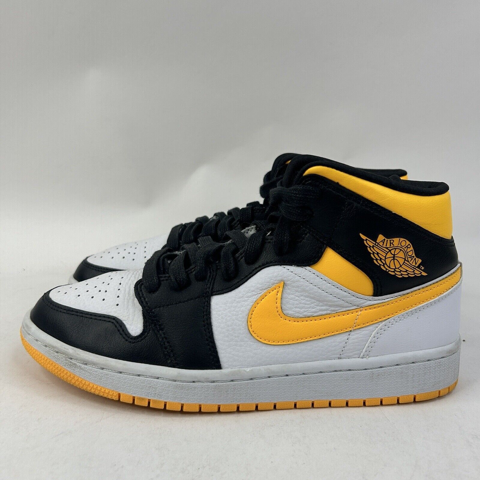 Nike Nike Shoes Air Jordan 1 Mid SE WMNS “Laser Orange” 2024 Size US 10 / IT 40 - 6 Thumbnail