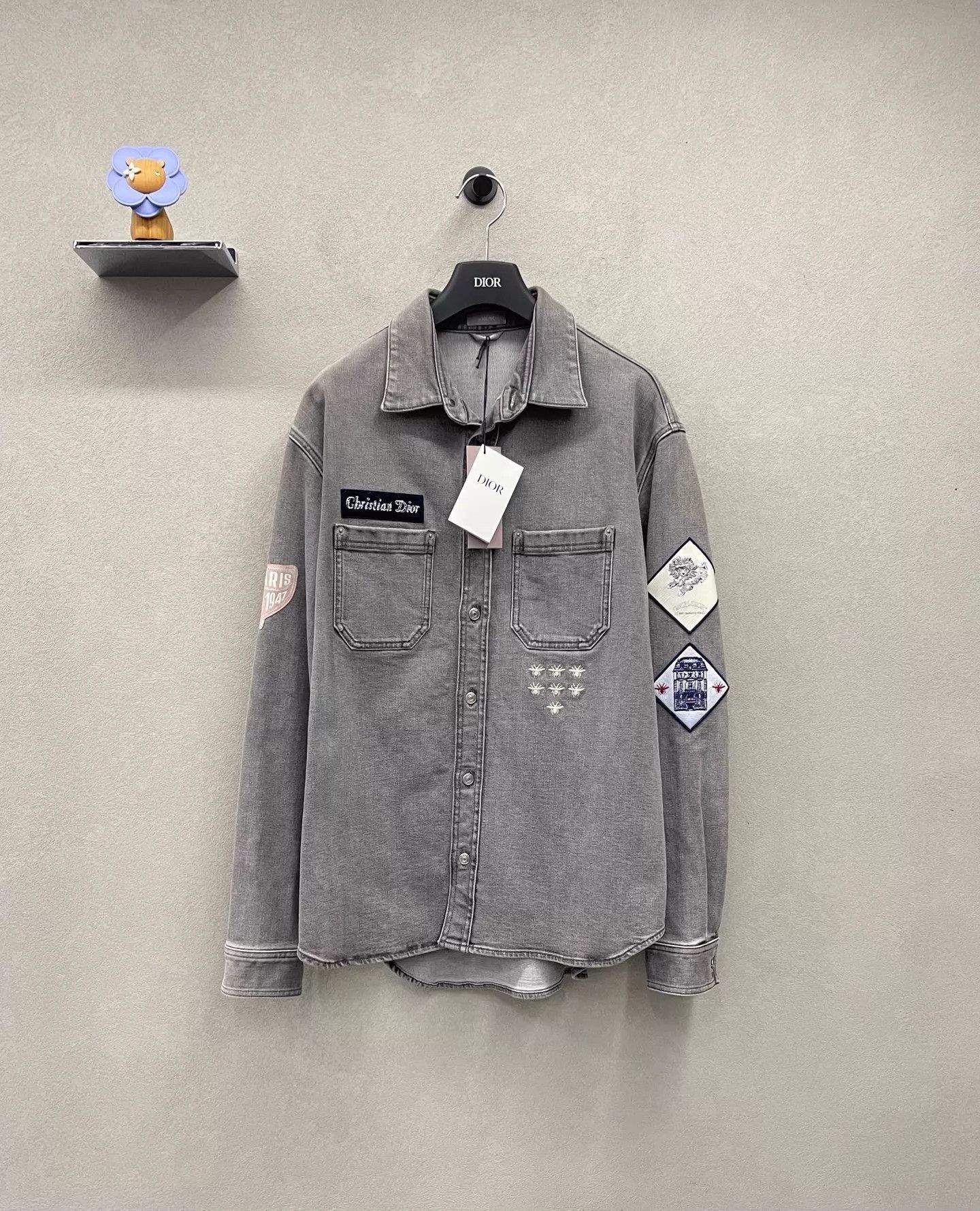 Dior Gray Button-Up Shirt with Embroidered Patches - M Size US M / EU 48-50 / 2 - 1 Thumbnail