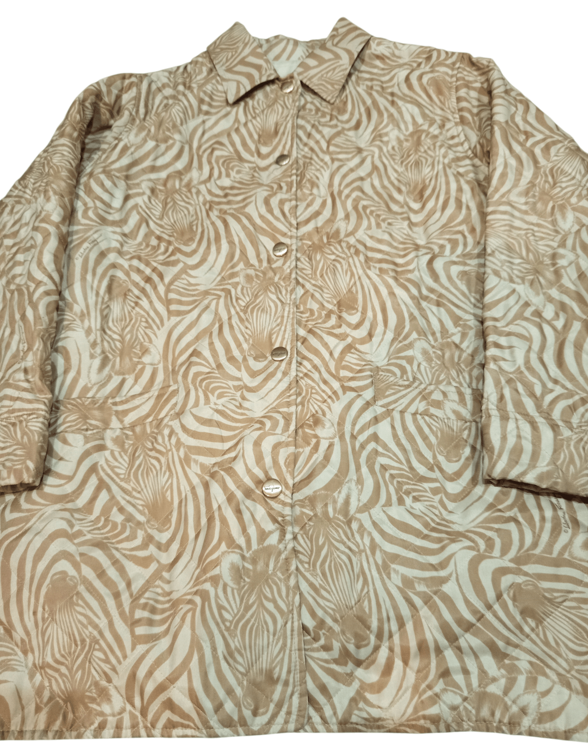 Salvatore Ferragamo Vintage Salvatore Ferragamo Quilted Animal Print Jacket Size M / US 6-8 / IT 42-44 - 4 Thumbnail