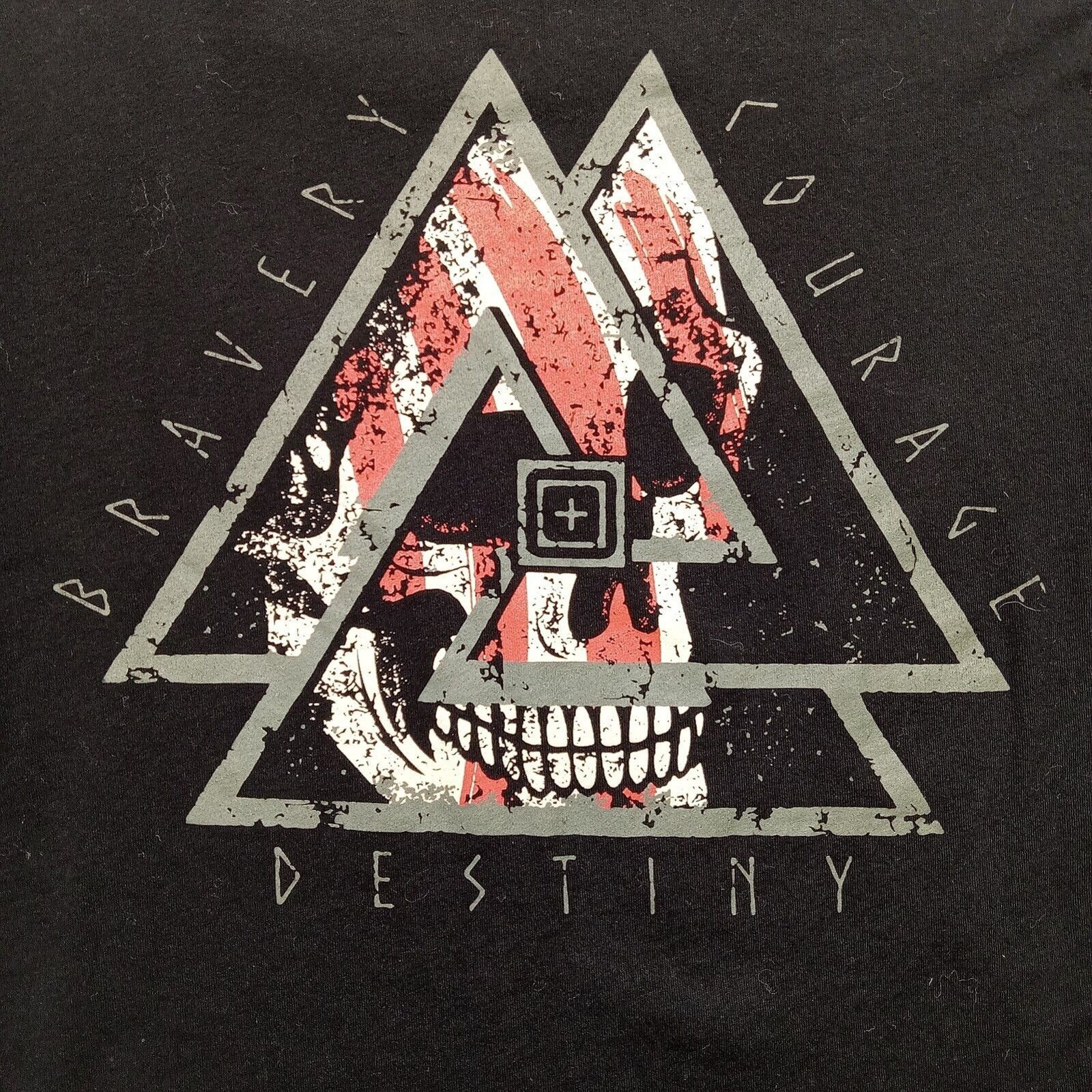 5.11 5.11 Tactical T Shirt S Skull Bravery Courage Destiny Size US S / EU 44-46 / 1 - 3 Thumbnail