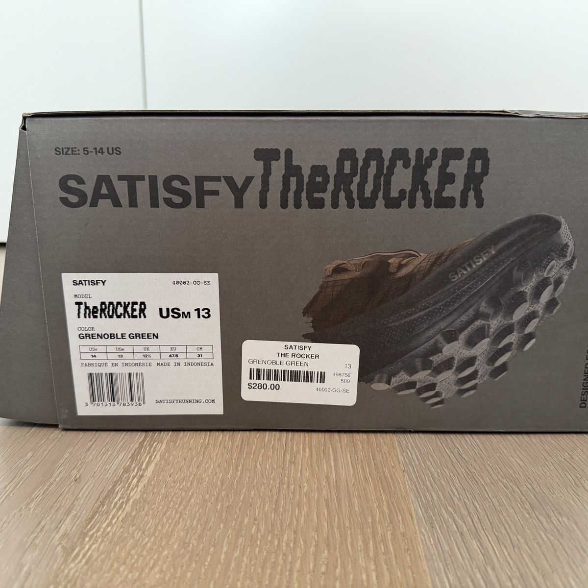 Satisfy Satisfy Running TheROCKER ‘Grenoble Green’ Size US 13 / EU 46 - 9 Thumbnail