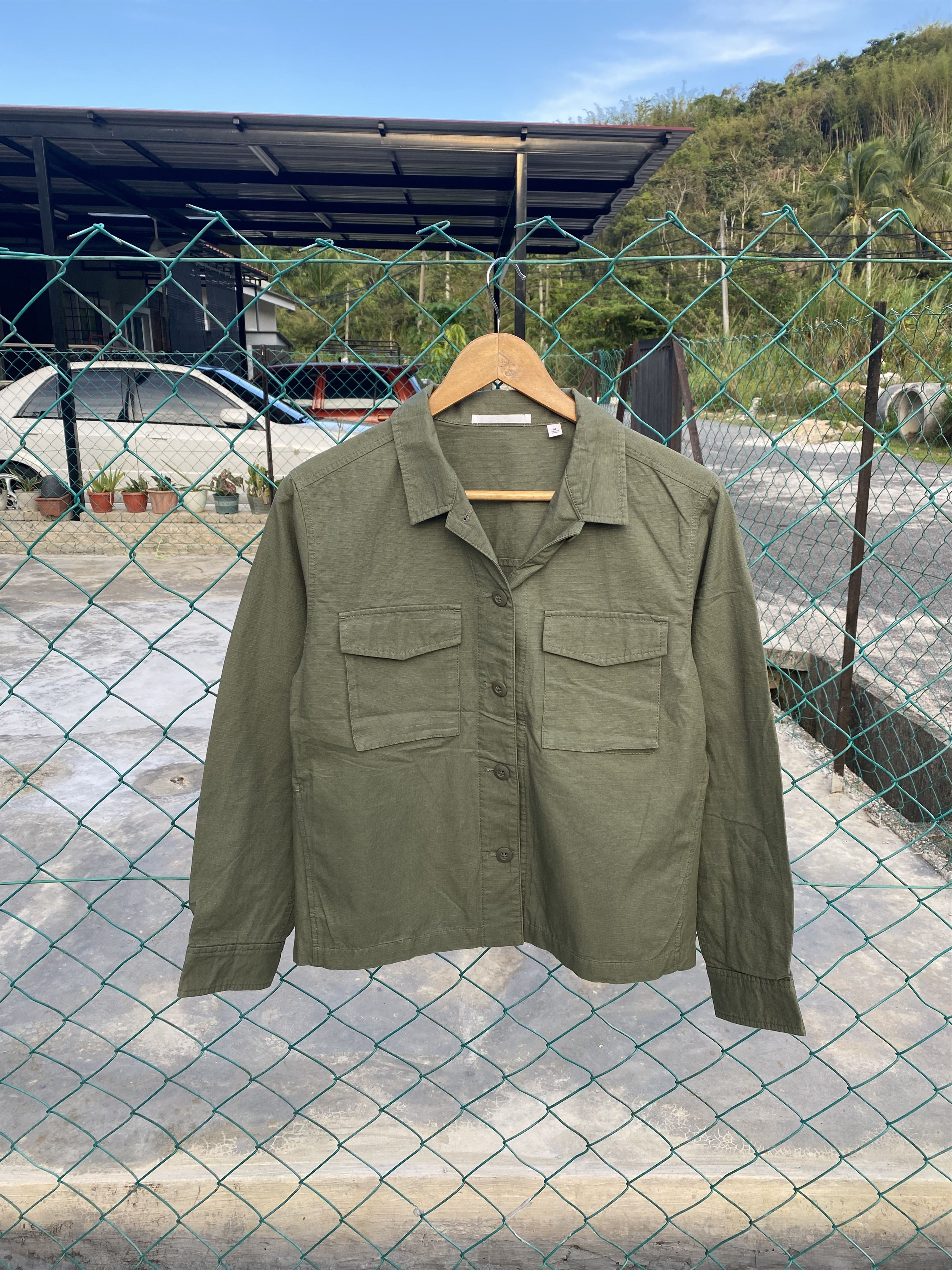 Japanese Brand Uniqlo military long sleeve shirts Size M / US 6-8 / IT 42-44 - 1 Thumbnail