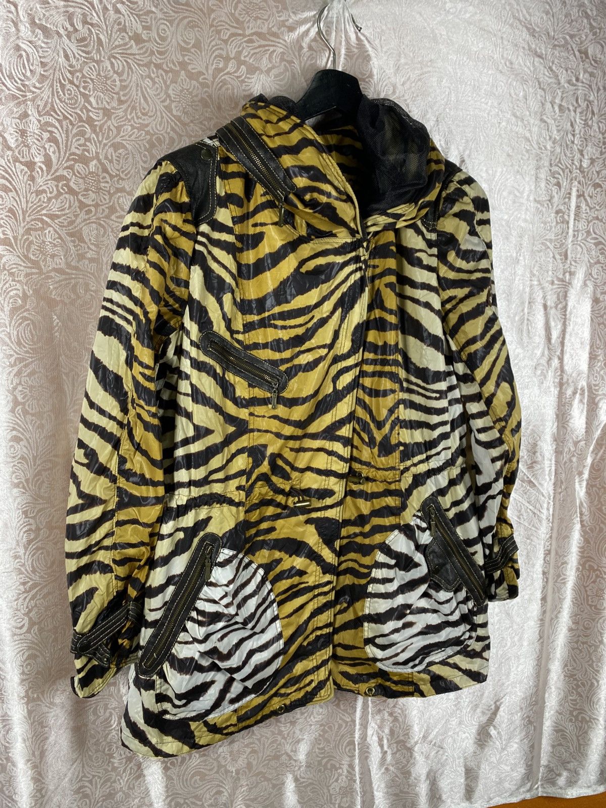Japanese Brand Vintage La Moda Goji Tiger Print Jacket Y2K Animal Pattern Size L / US 10 / IT 46 - 5 Thumbnail