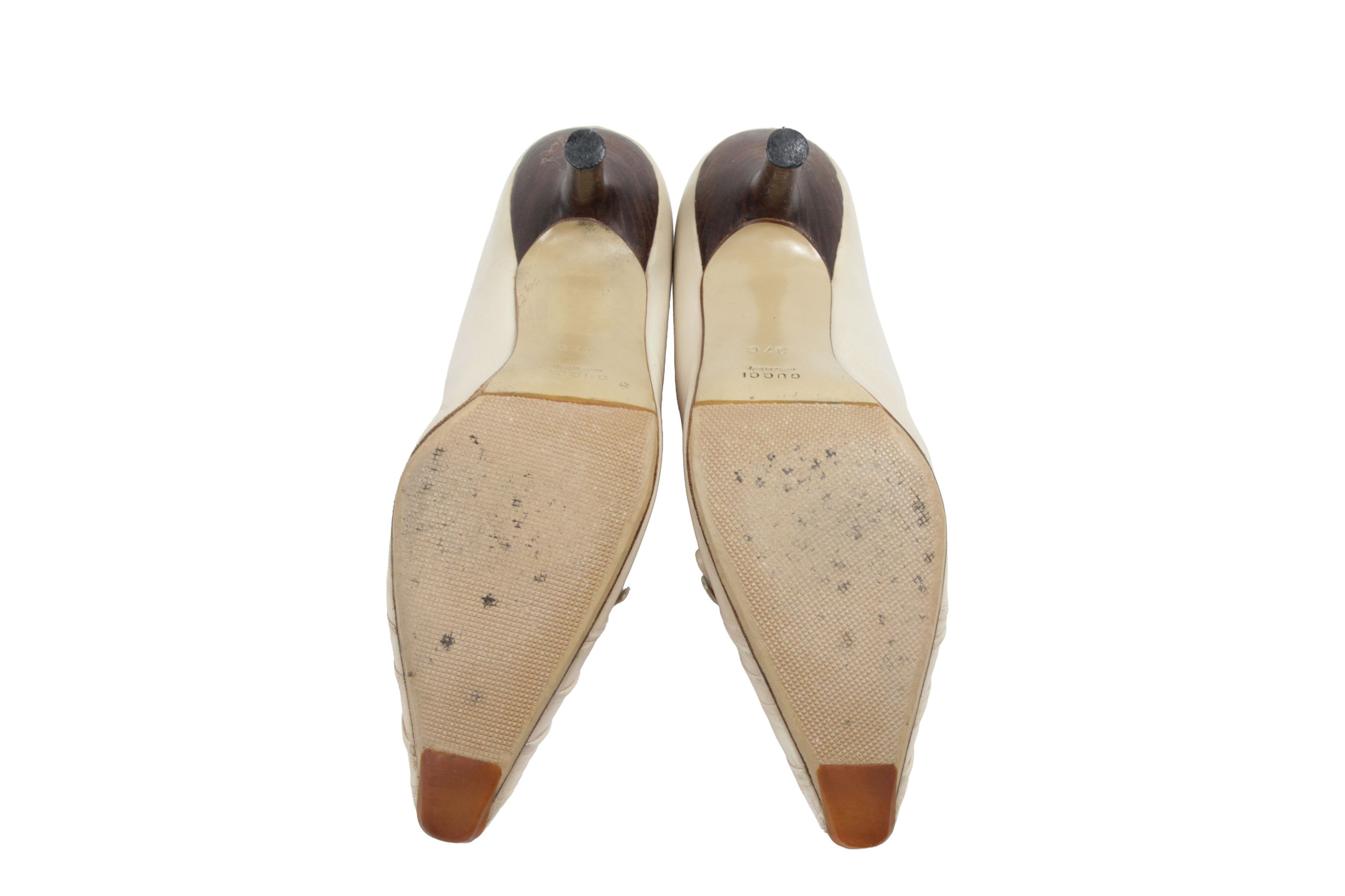 Gucci F/W99 Tom Ford Era Crinkle Bow Pumps Vintage Size US 7 / IT 37 - 12 Thumbnail