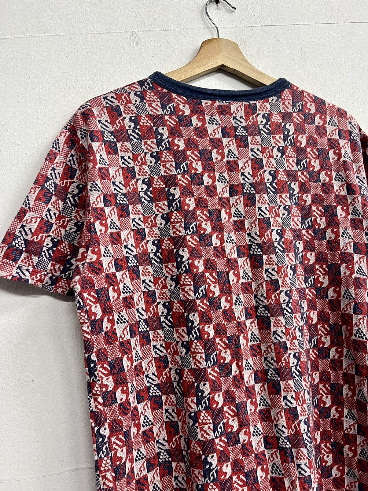 Vintage Rare Vintage Y2K T&C Surf Designs Monogram Hawaii AOP Size US M / EU 48-50 / 2 - 13 Thumbnail