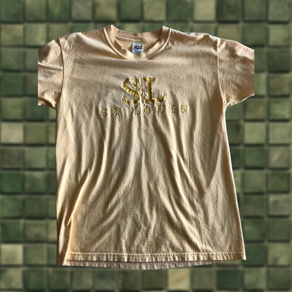 Anvil VINTAGE Anvil T-Shirt St Louis MO Yellow Embroidered Large Faded Blue United States Mens Size US L / EU 52-54 / 3 - 1 Thumbnail