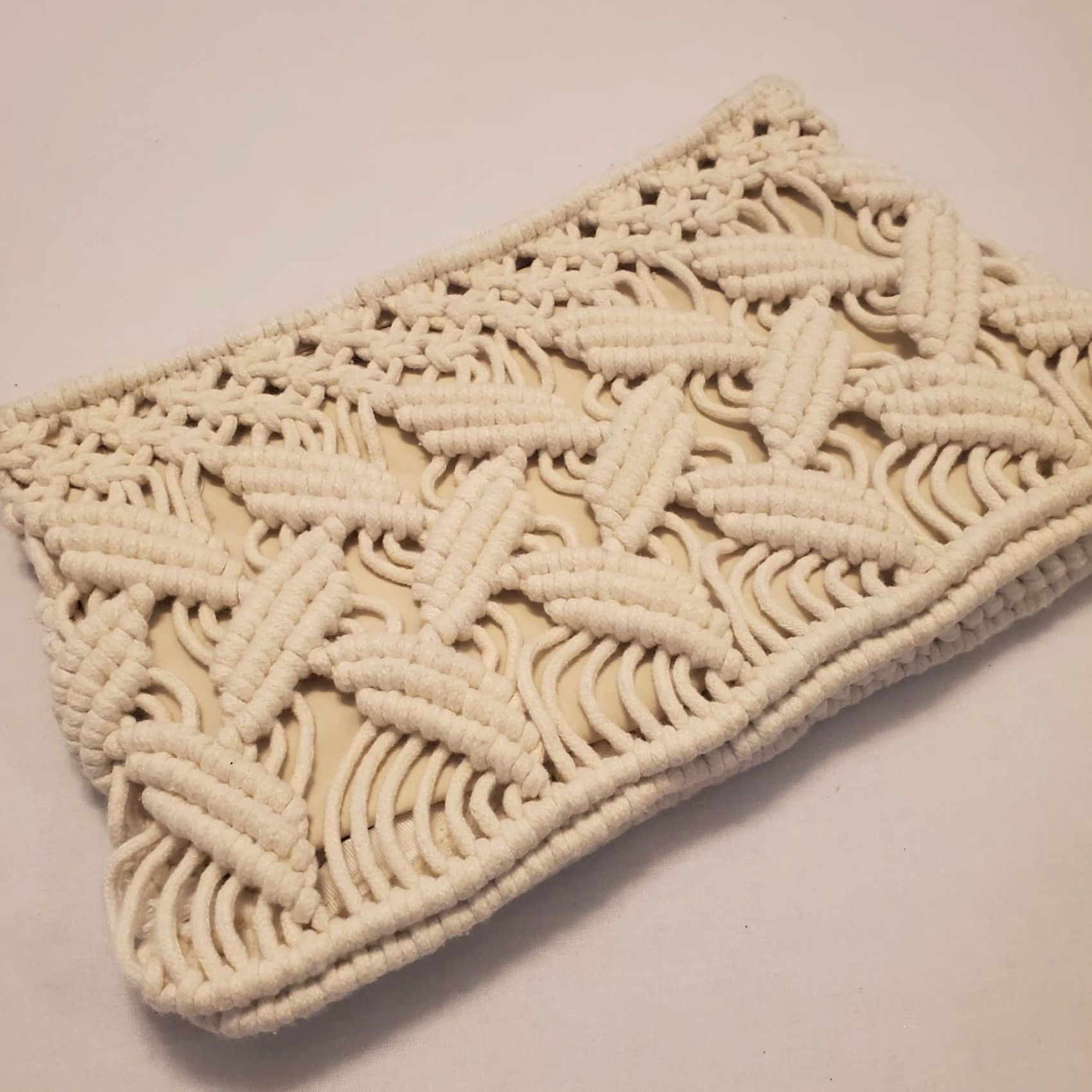 Vintage INC International Concepts White Macrame Faux Leather Wristlet Purse Hand Bag Clutch Womens Medium Brown Leather Wrist Strap Zip Bag Size ONE SIZE - 2 Thumbnail