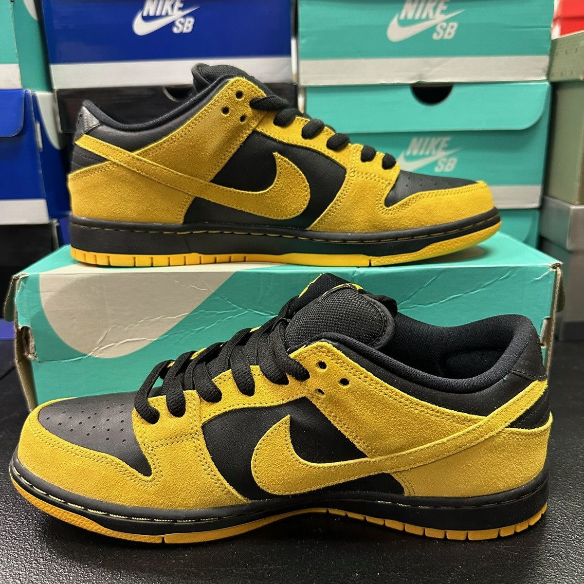 Nike Size 10 - Nike SB Dunk Pro Low Iowa 304292-796 Size US 10 / EU 43 - 2 Thumbnail