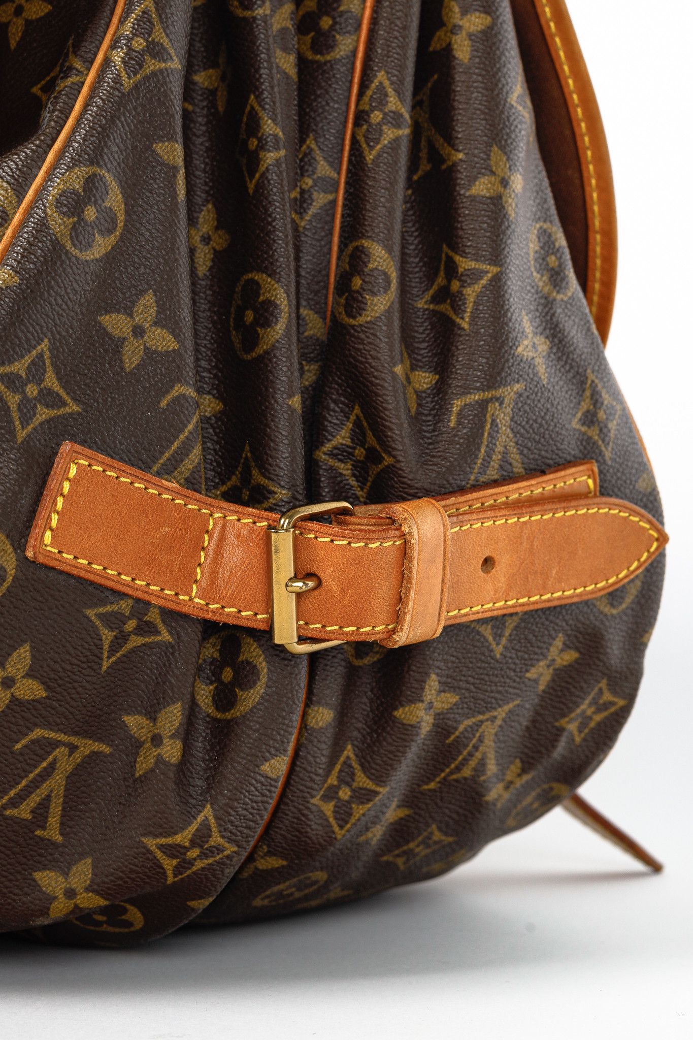 Louis Vuitton Louis Vuitton Saumur Monogram Canvas Large Satchel Size ONE SIZE - 9 Thumbnail