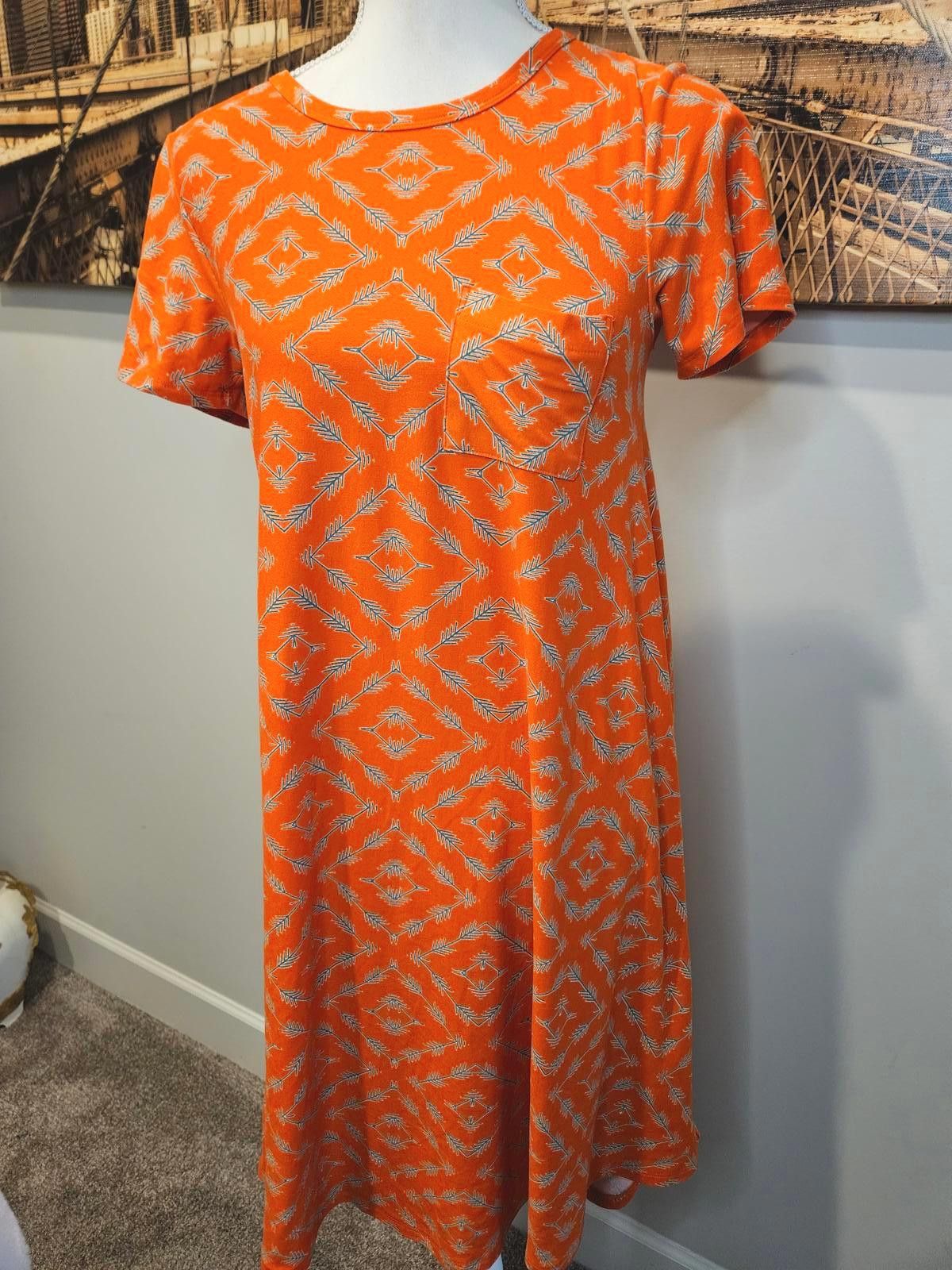 Designer LulaRoe Orange Print Hi-low Short Sleeve with Pocket #366 Size XXS / US 00 / IT 34 - 1 Thumbnail
