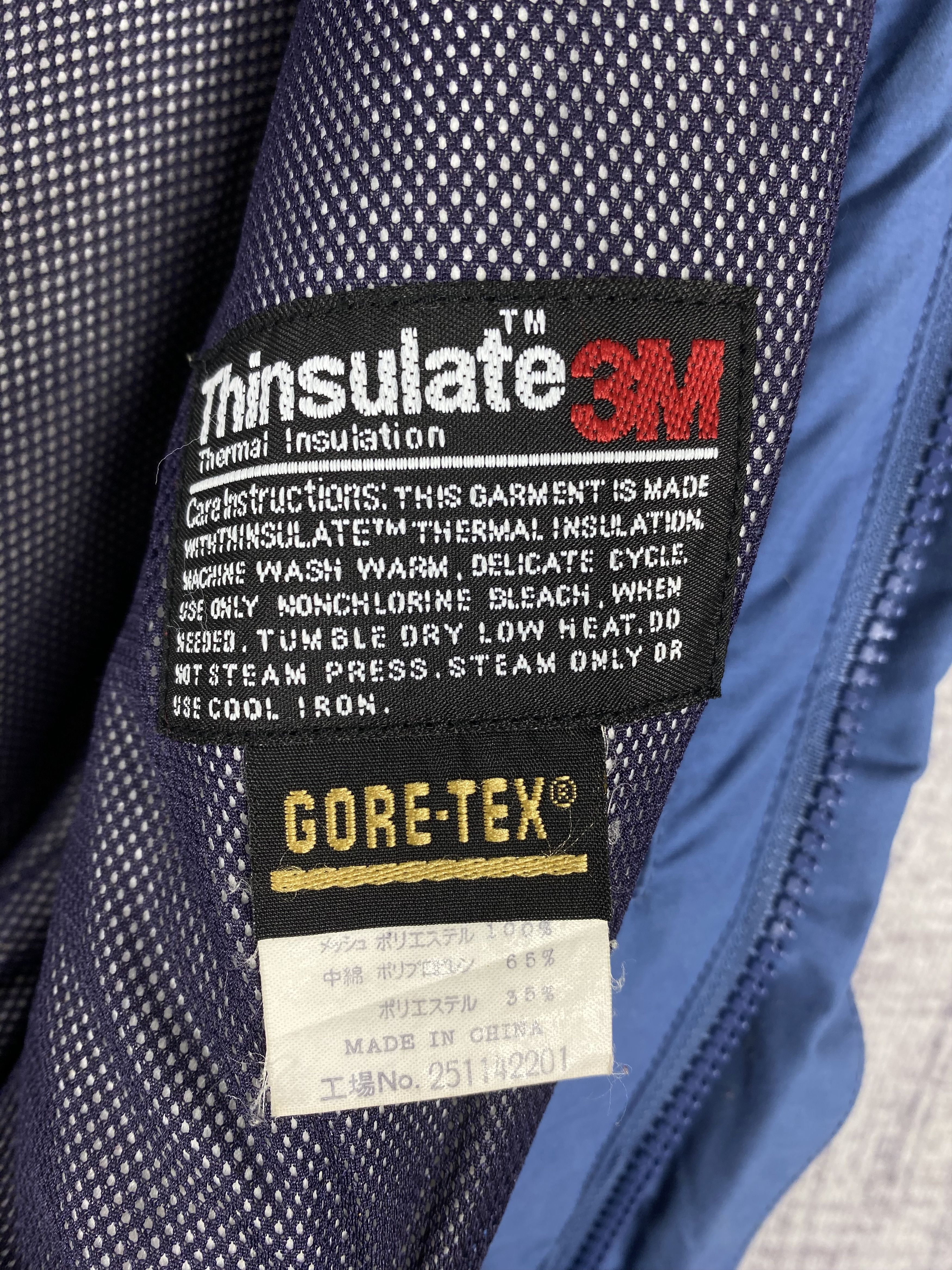Montbell Vintage Mont-Bell Multi Pocket Little Faded Gorpcore Jacket Size US L / EU 52-54 / 3 - 7 Thumbnail