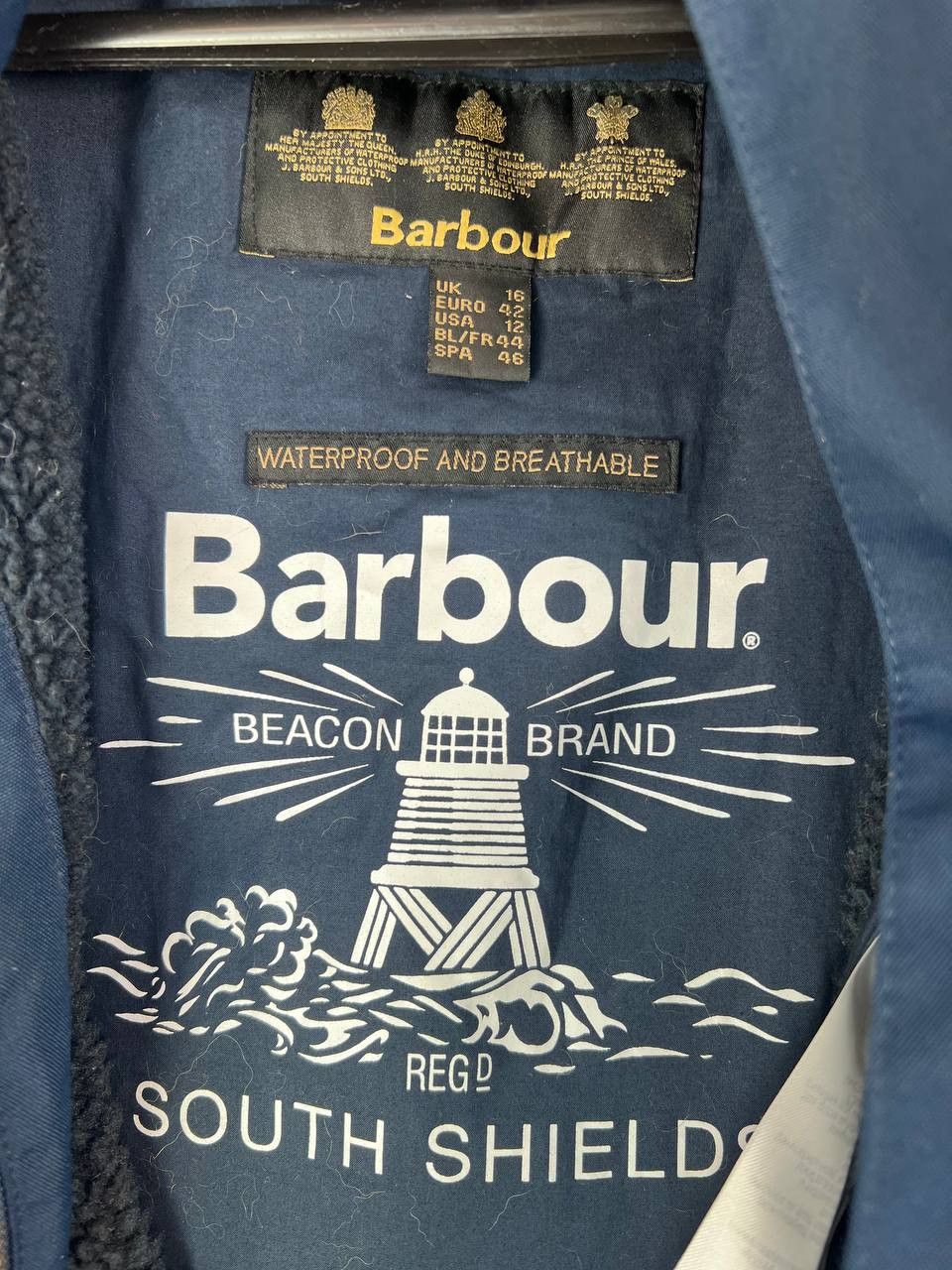 Barbour Barbour LWB0486 Stronsay Waterproof Jacket Faux Fur Size L Size L / US 10 / IT 46 - 4 Thumbnail