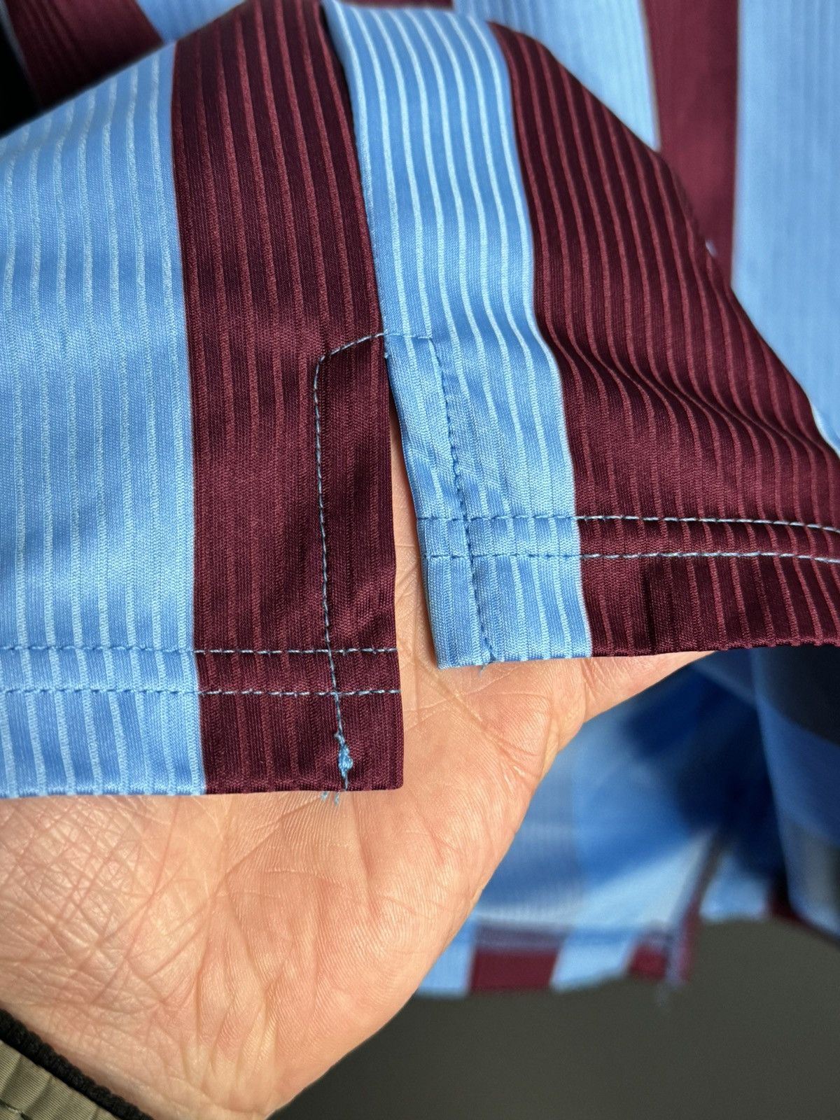 Joma Trabzonspor 23/24 Home Football Soccer Jersey T-Shirt Size US M / EU 48-50 / 2 - 6 Thumbnail