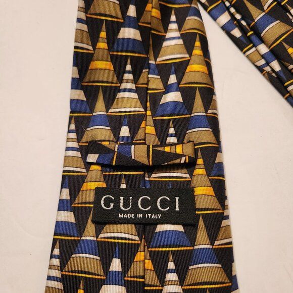 Gucci Gucci men's new black 100%silk tie 3 1/2" X 59" Size ONE SIZE - 4 Thumbnail