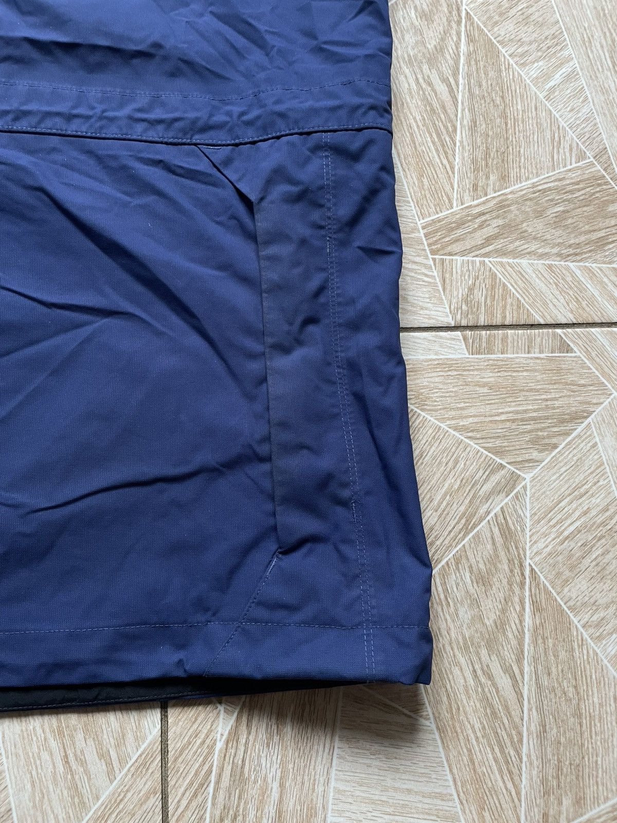 Berghaus × Vintage Berghaus AQ2 Rain Men's XL Waterproof Hooded Nylon Jacket Size US XL / EU 56 / 4 - 5 Thumbnail
