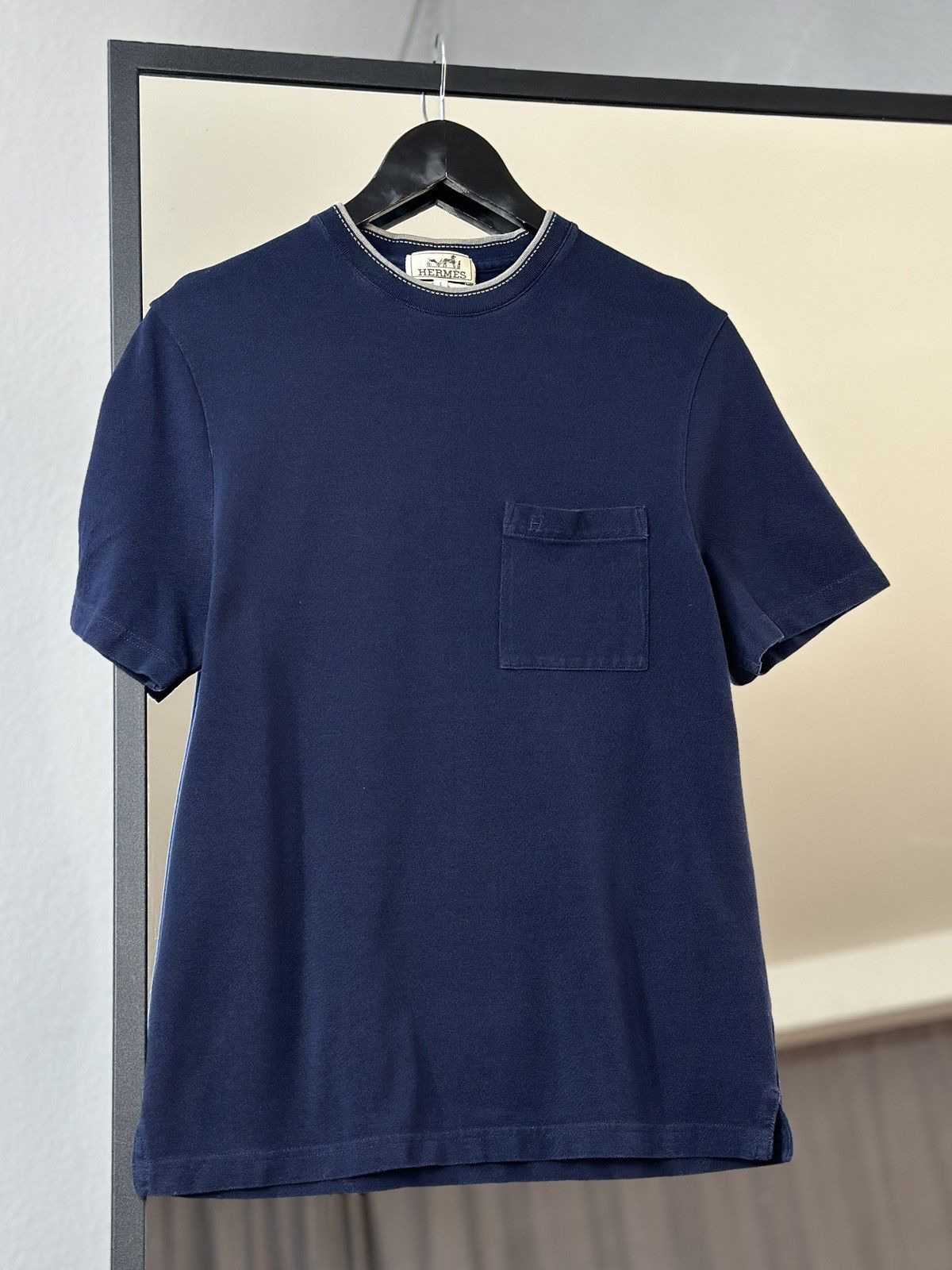Hermes Hermes Paris Embroidered H Logo Cotton Pique Pocket Shirt Size US S / EU 44-46 / 1 - 1 Thumbnail