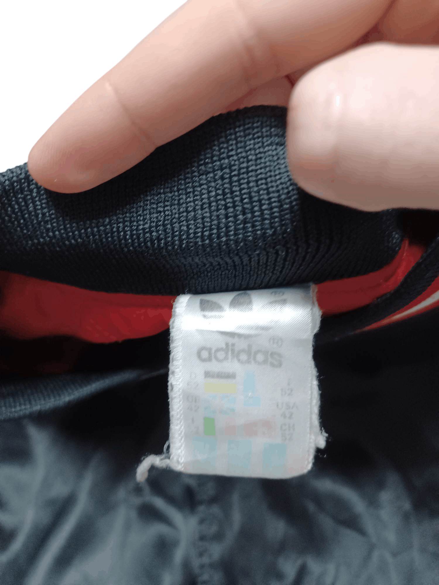 Adidas ADIDAS EARLY 90S MADE IN TAIWAN BIGLOGO NYLON BOMBER JACKET Size US M / EU 48-50 / 2 - 5 Thumbnail