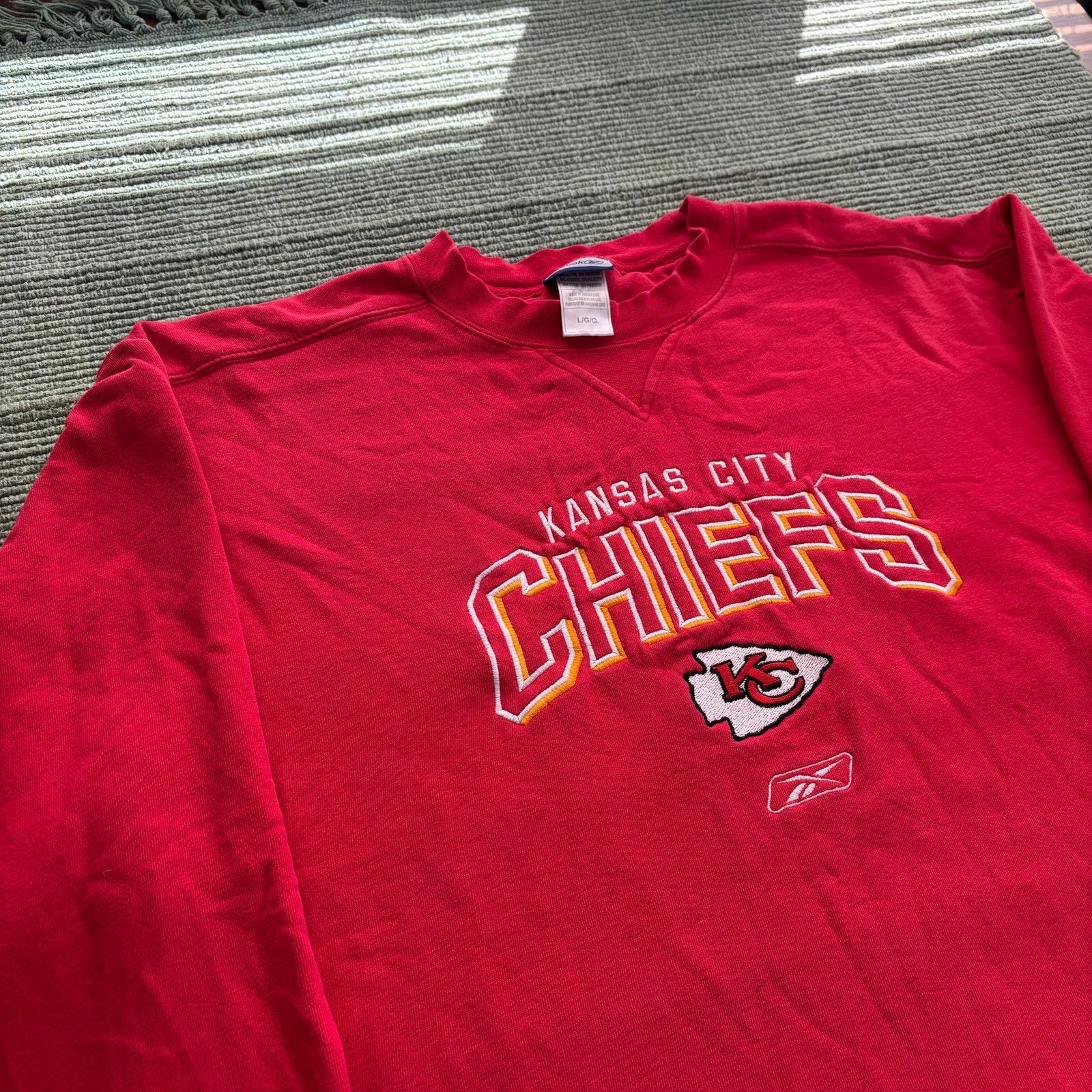 NFL × Reebok × Vintage Vintage red Kansas City Chiefs embroidered Reebok sweatshirt Size US L / EU 52-54 / 3 - 6 Thumbnail