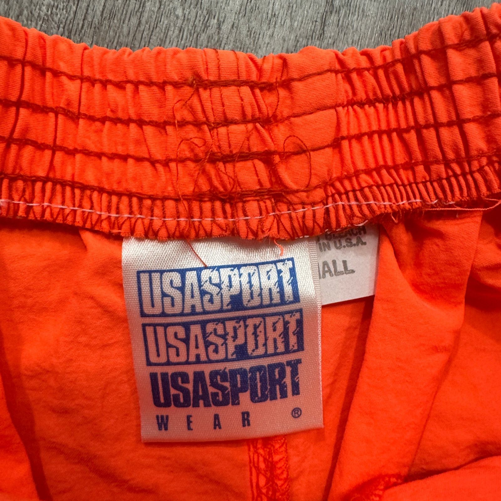 Vintage NEW Vintage USA Sport Surf Shorts Men Small Orange 80s Size US 26 / EU 42 - 5 Thumbnail