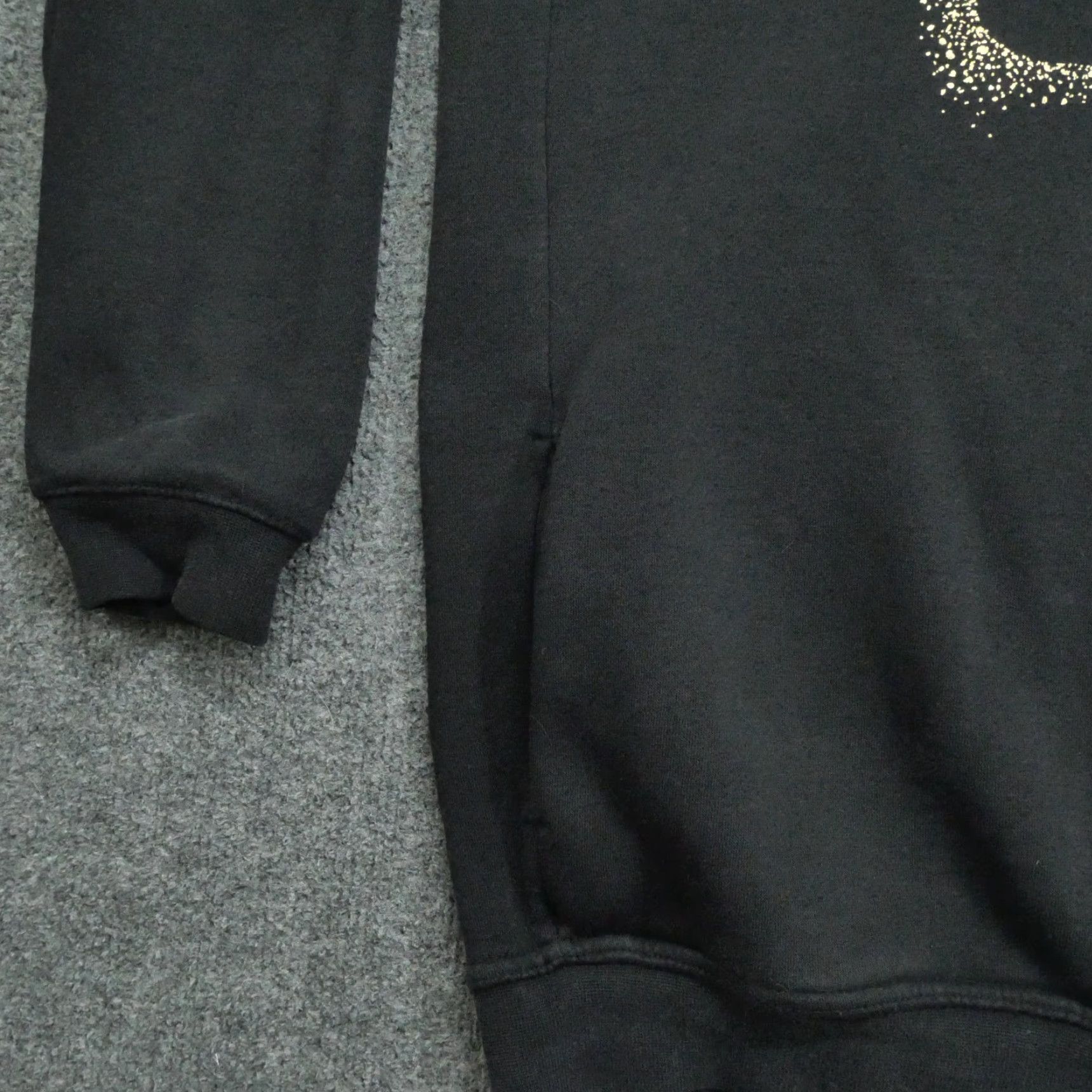 Nike Nike Hoodie Mens XL Black Pullover graphic? Stencil Gold logo Dom? Size US XL / EU 56 / 4 - 6 Thumbnail