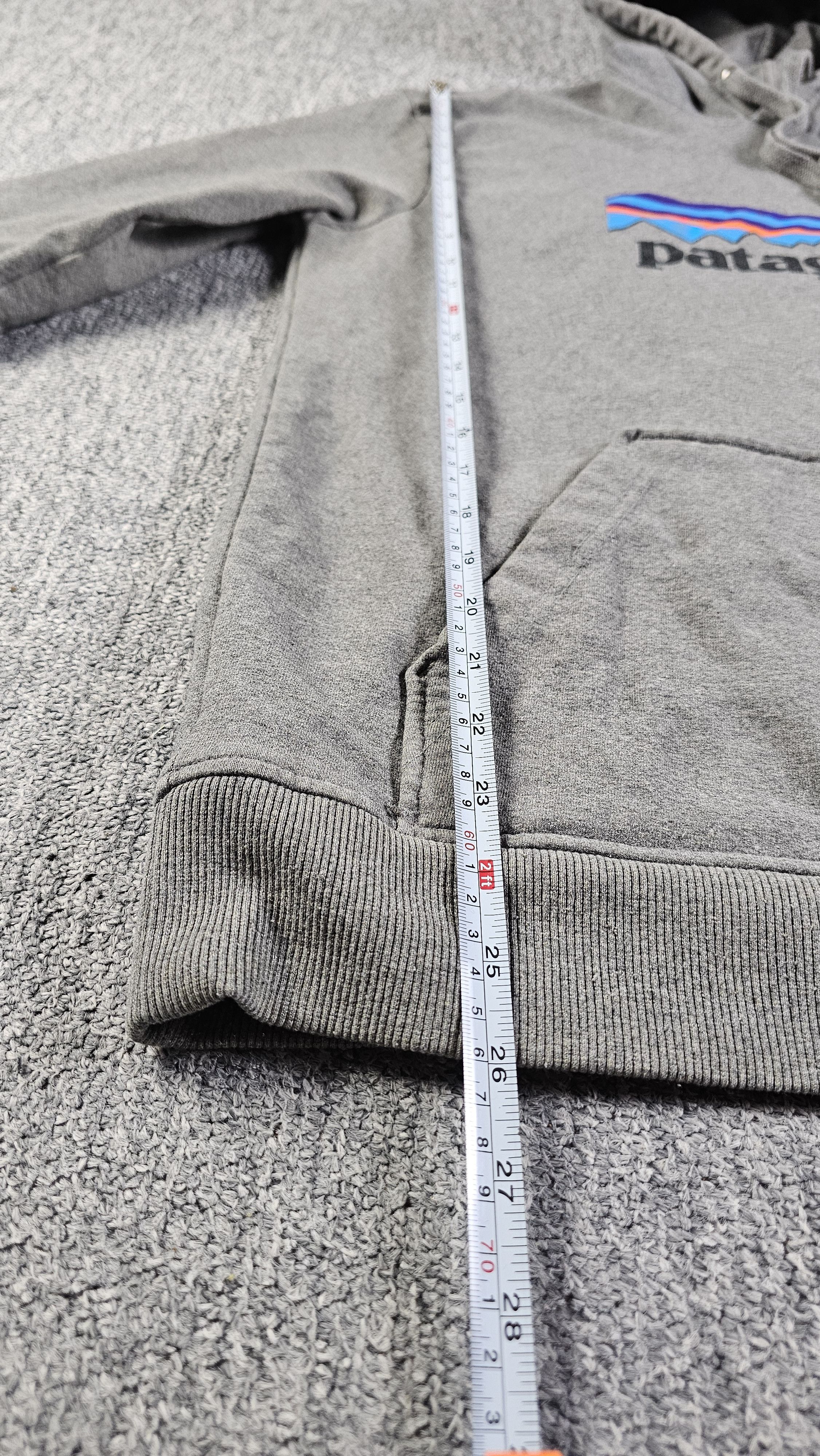 Patagonia Patagonia Uprisal Hoodie Men M Gray P-6 Logo Recycled Size US M / EU 48-50 / 2 - 12 Thumbnail