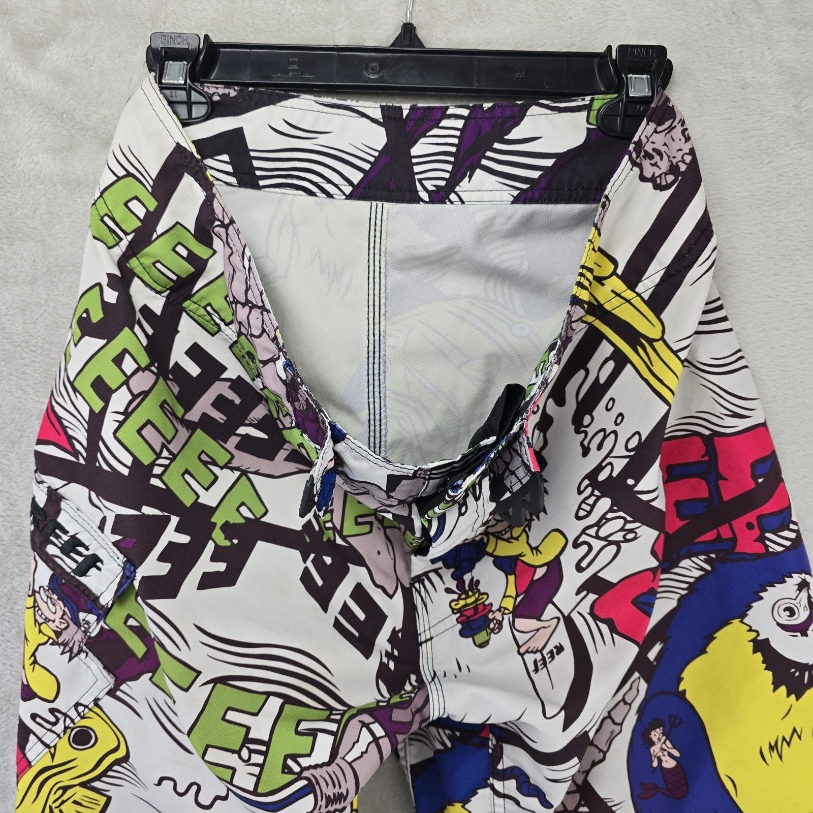 REEF Vtg Reef Board Shorts 32 AOP Had Hatter Skulls Y2K Surf Size US 32 / EU 48 - 4 Thumbnail