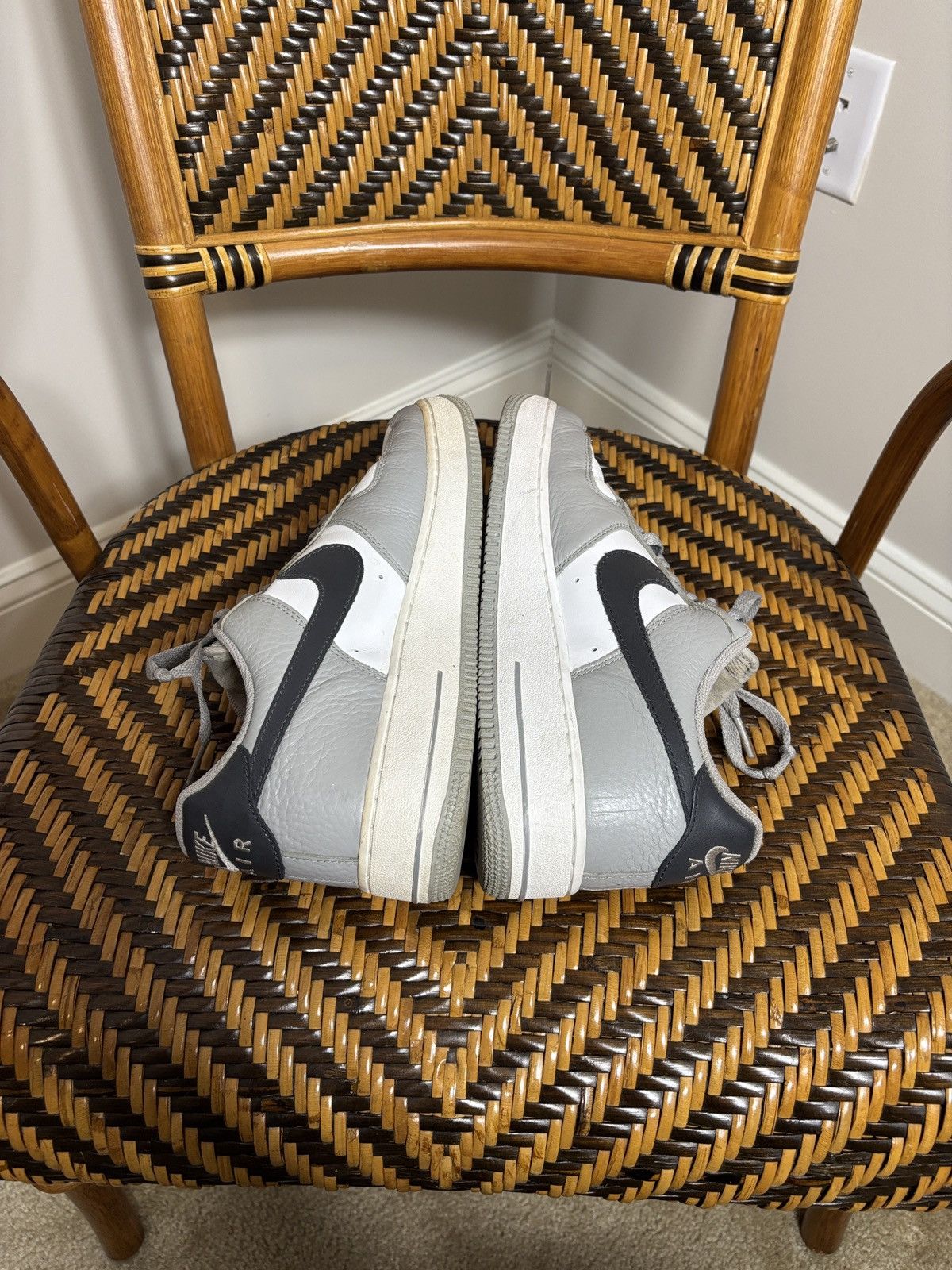 Nike Nike Air Force 1 ‘07 Low White Grey Black Size 9 Size US 9 / EU 42 - 5 Thumbnail
