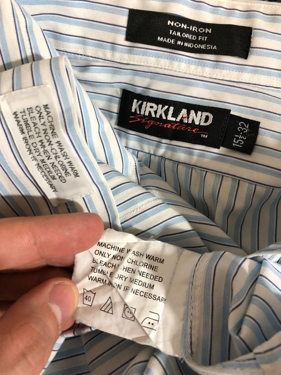 Kirkland Signature Kirkland Signature Striped Shirt Tailored Fit size M Size US M / EU 48-50 / 2 - 7 Thumbnail