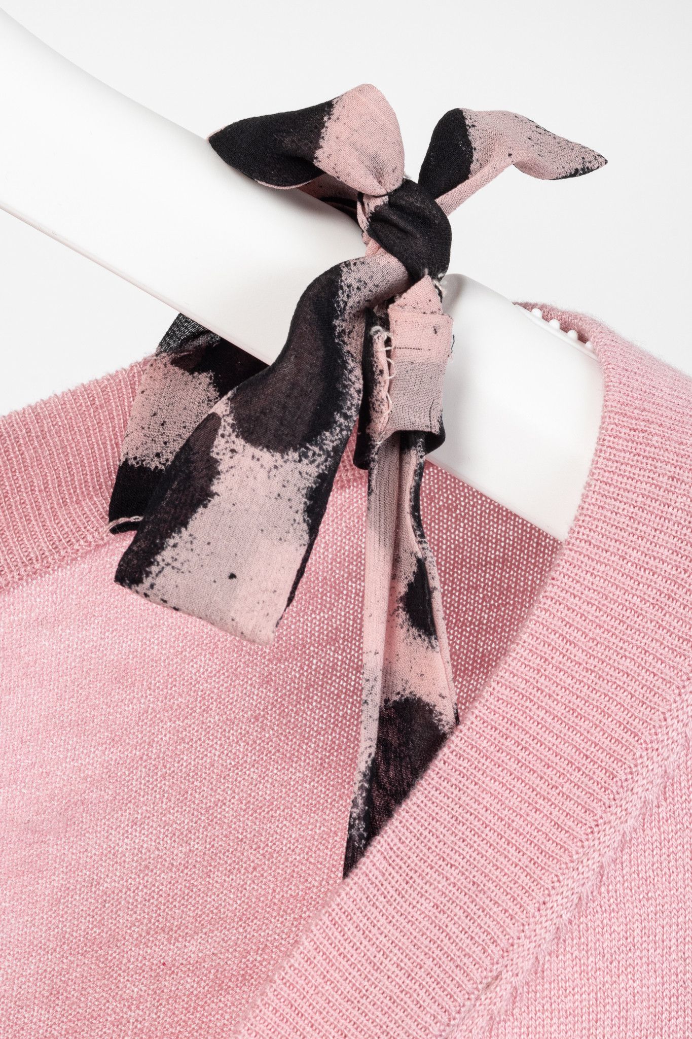 Boutique Moschino Boutique Moschino Pink Silk Leopard-Trim Sweater Size M / US 6-8 / IT 42-44 - 6 Thumbnail
