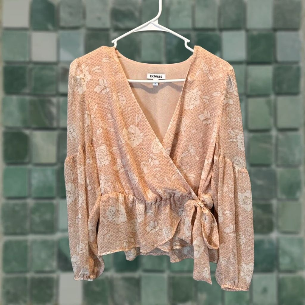 Express Express Floral Peplum Top Coral Size M Size M / US 6-8 / IT 42-44 - 1 Thumbnail
