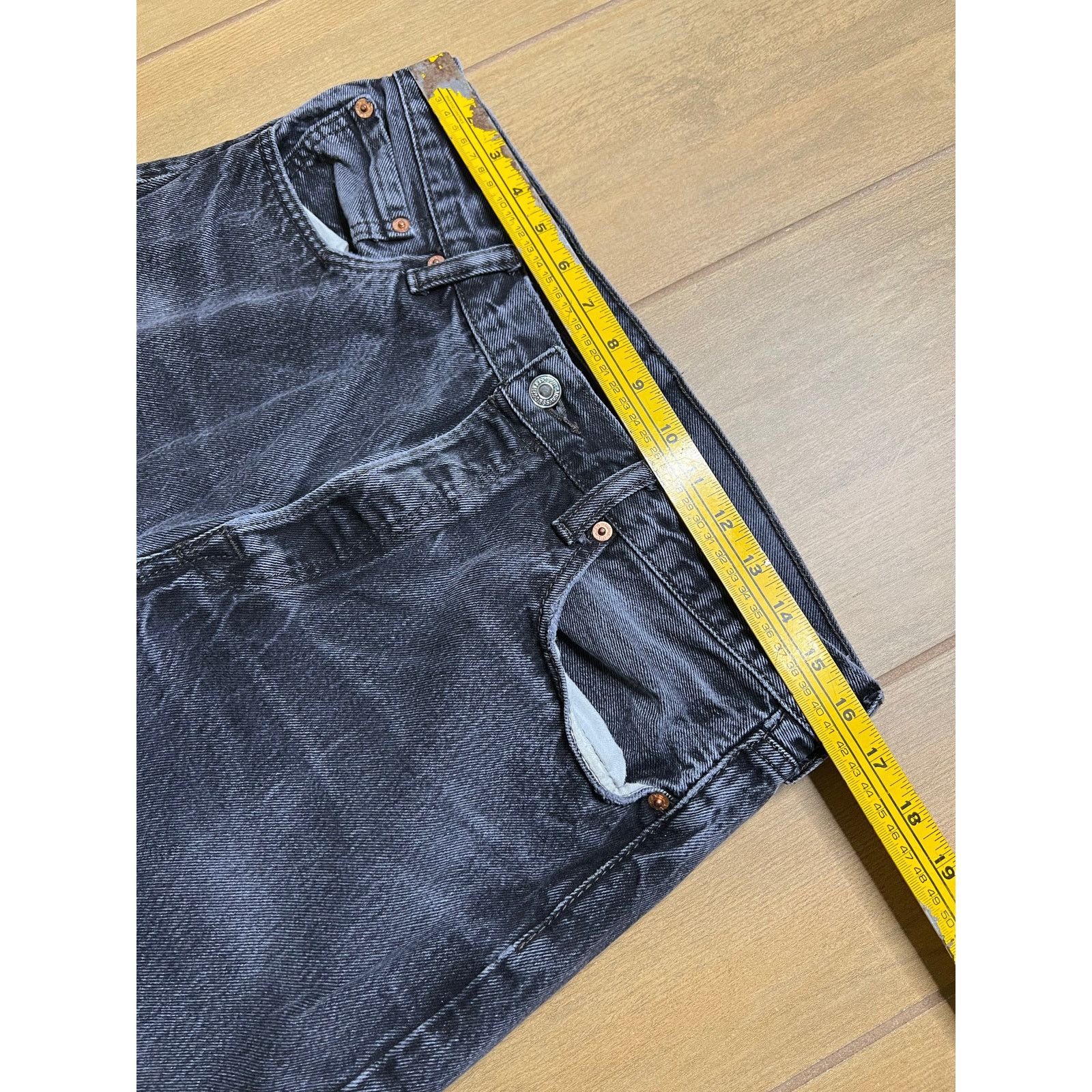 Levi's Levi’s 501 Jeans Mens Actual Sz 32x29 Black Gray Button Fly Size US 34 / EU 50 - 6 Thumbnail