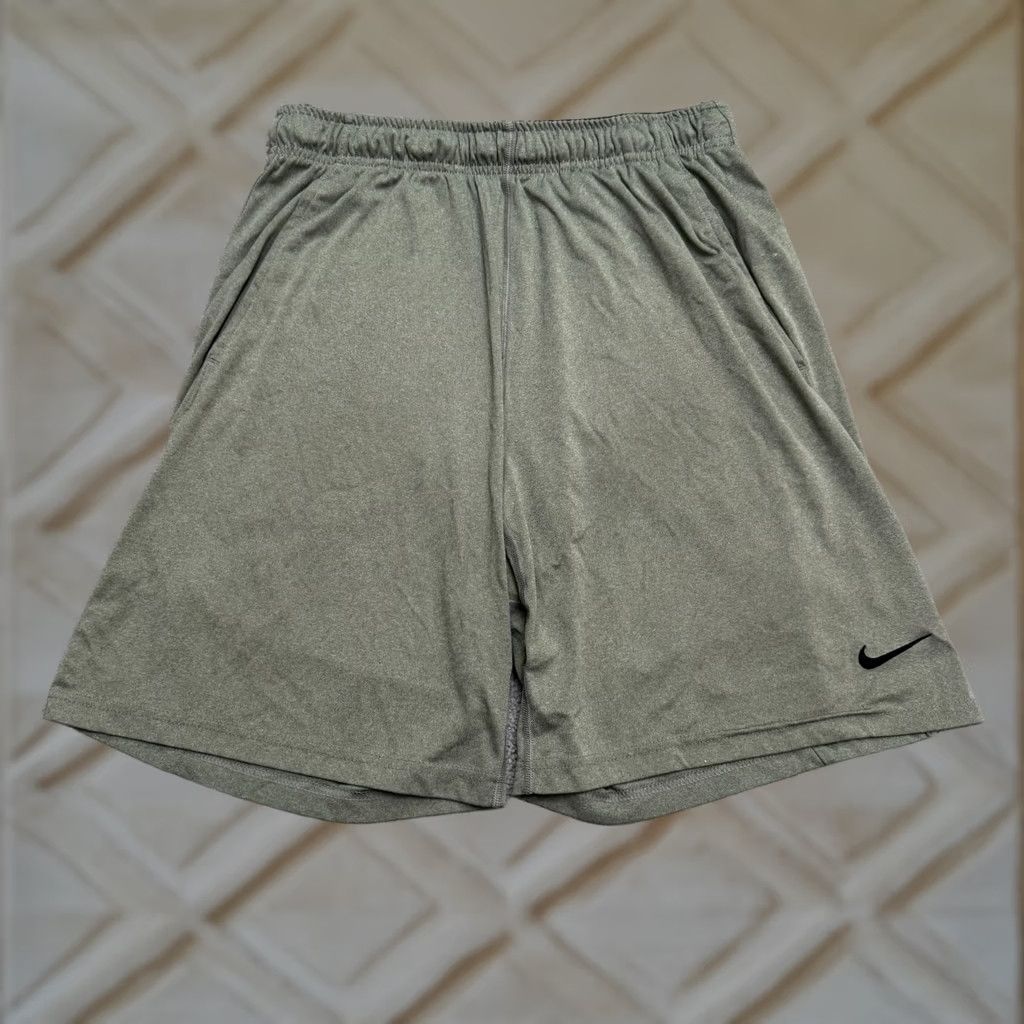 Nike Nike Dri-Fit Training Shorts Mens Medium Heather Green Elastic Waist Activewear Size US 31 - 1 Thumbnail