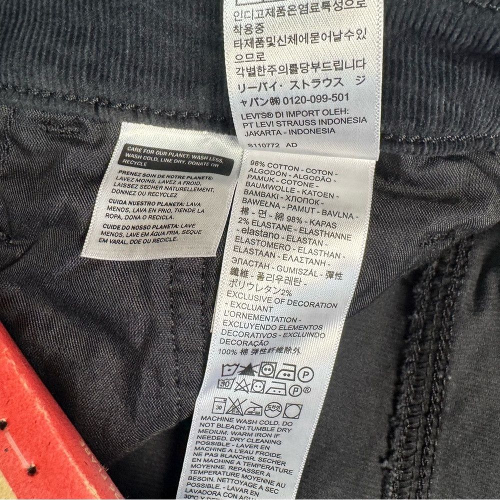 Levi's NWT New Levi's 726 High Rise Flare Corduroy Black Jeans Siz Size 30" / US 8 / IT 44 - 6 Thumbnail
