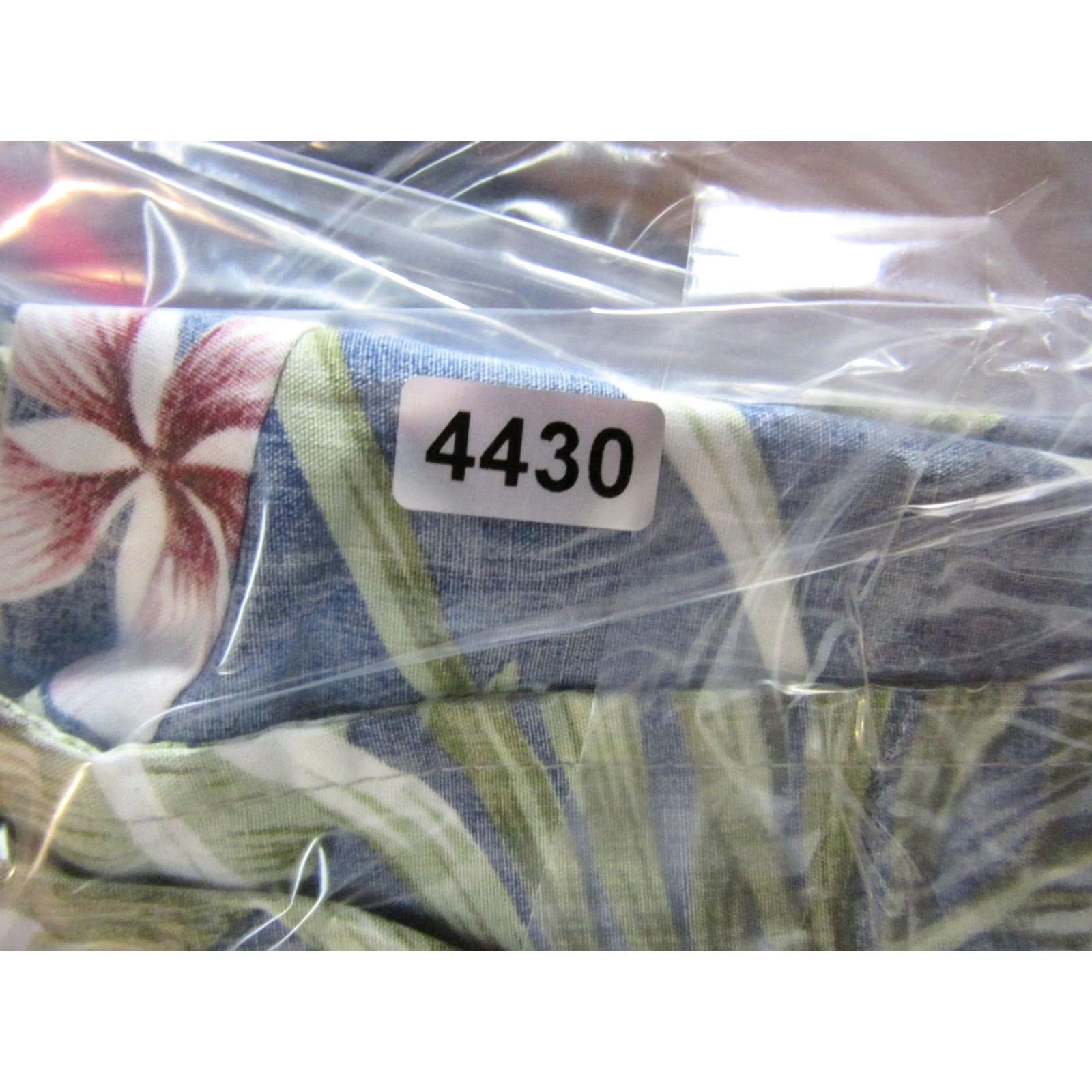 Vintage VINTAGE Royal Creations Shirt XL Blue Floral Hawaiian Aloha Mens Reverse Print Size US XL / EU 56 / 4 - 8 Thumbnail