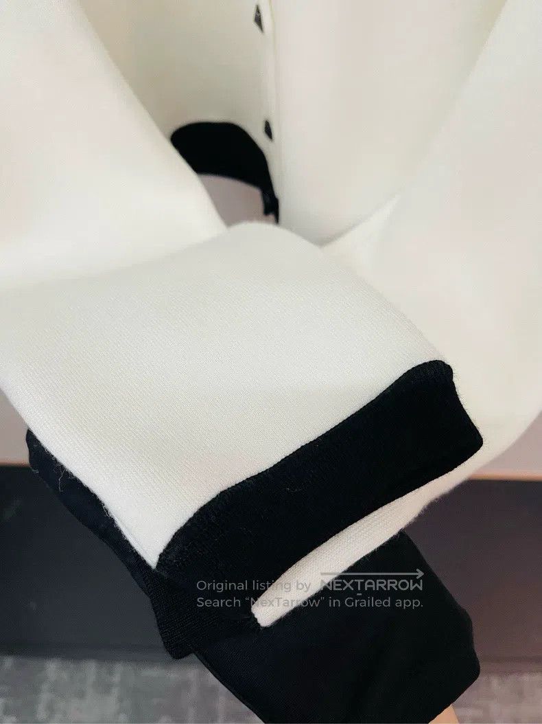 Louis Vuitton Louis Vuitton 24 black and white contrast knit jacket Size S / US 4 / IT 40 - 4 Thumbnail