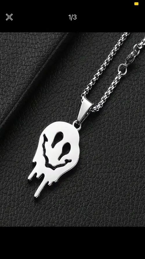 Other Silver chain with smile face Size ONE SIZE - 3 Thumbnail