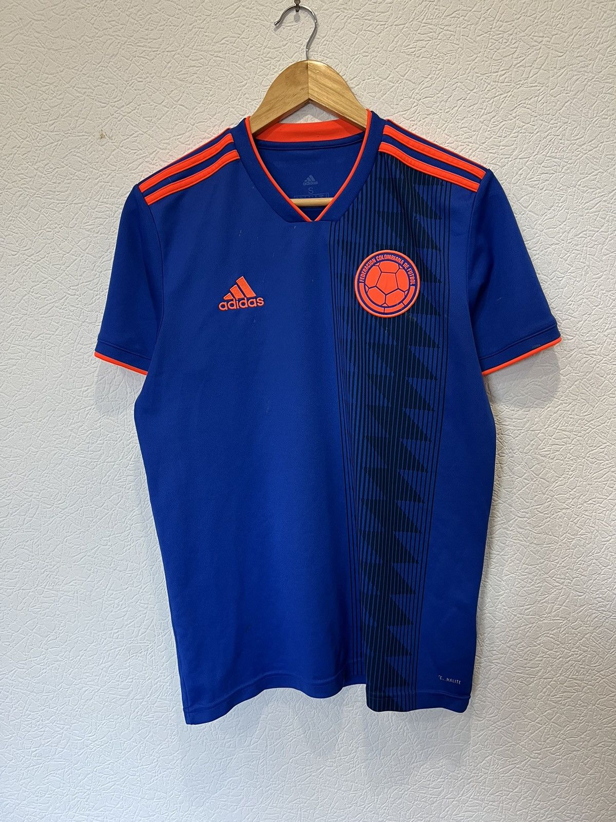 Adidas Adidas Colombia 2018 Away Kit Soccer Jersey Size US S / EU 44-46 / 1 - 1 Thumbnail
