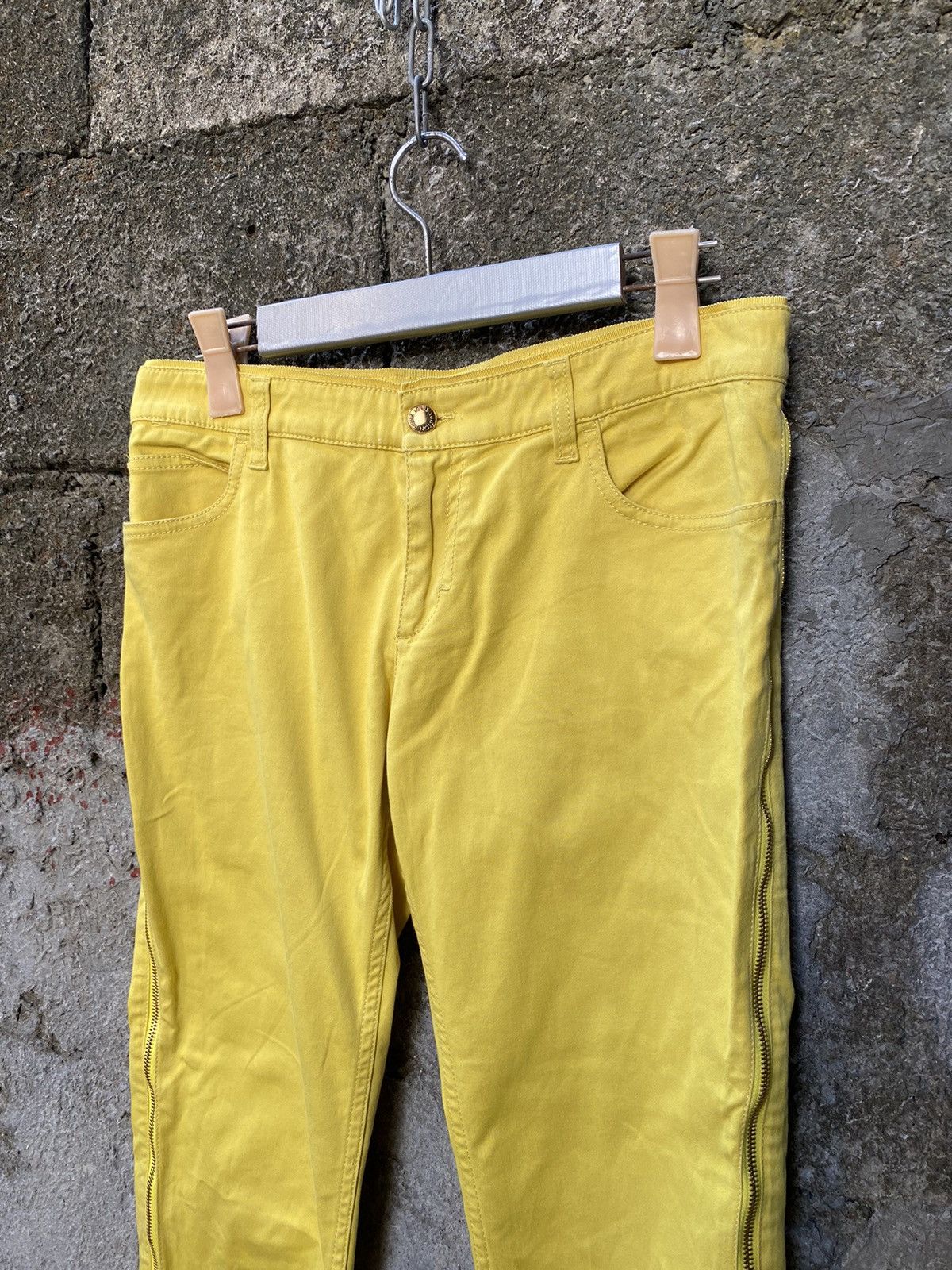 Louis Vuitton Yellow Side Zip Detail Jeans Size 27" / US 4 / IT 40 - 2 Thumbnail