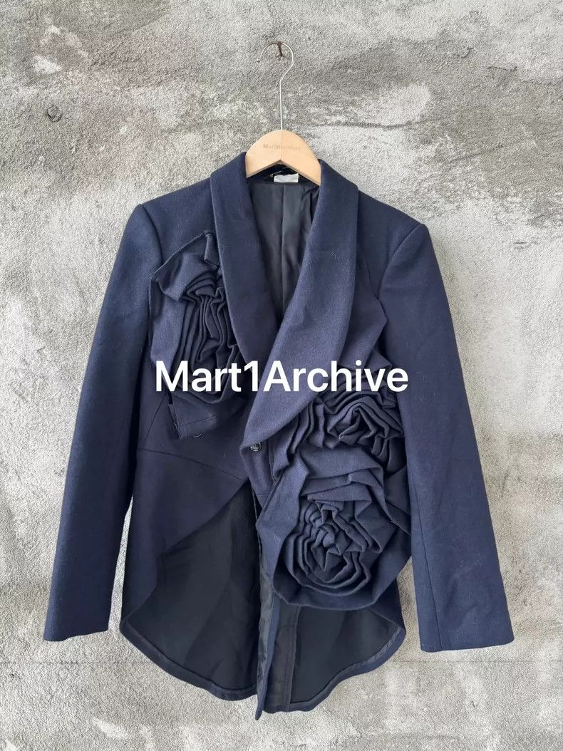 Comme des Garcons Comme Des Garcons Rose Dovetail Suit Size S / US 4 / IT 40 - 1 Thumbnail
