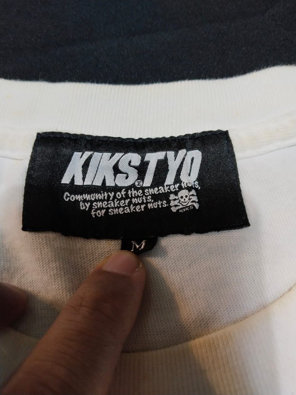 Japanese Brand × KIKS TYO KIKS TYO – Air Jordan III Print T-Shirt Size US M / EU 48-50 / 2 - 8 Thumbnail