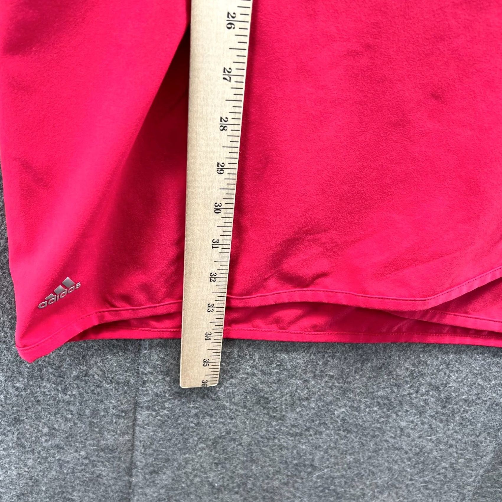 Adidas VINTAGE? No. (Please ignore) Size M / US 6-8 / IT 42-44 - 7 Thumbnail