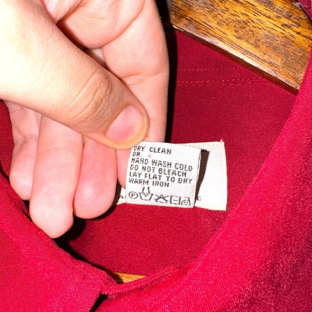 Armani Armani Exchange Crimson Red Sueded Button Up Shirt Size M Size US M / EU 48-50 / 2 - 3 Thumbnail
