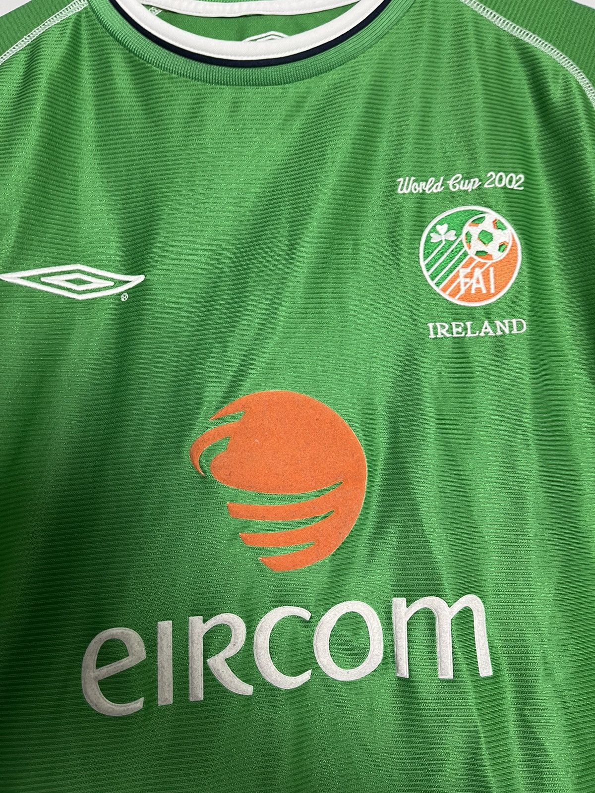 Umbro Vintage Umbro ireland 2002 SOCCER JERSEY TSHIRT Size US L / EU 52-54 / 3 - 4 Thumbnail