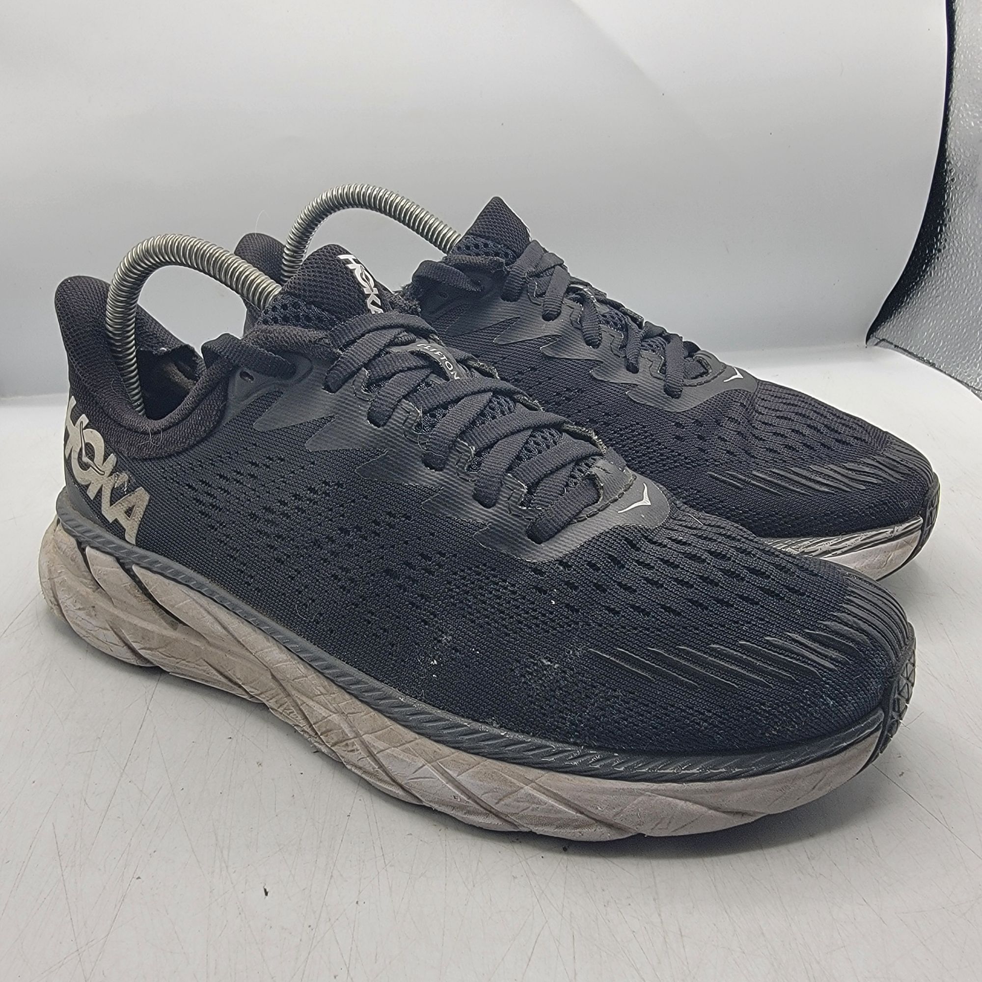 Hoka Hoka One One Clifton 7 Womens 7.5 D Wide Black Athletic Shoe Size US 7.5 / IT 37.5 - 1 Thumbnail